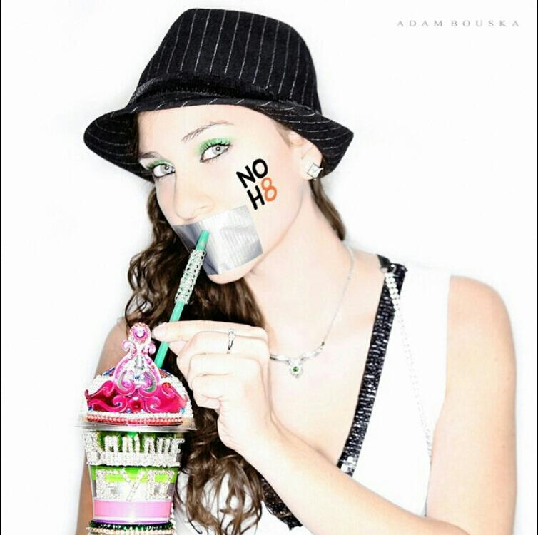 actor Bonnie Mercado large photo