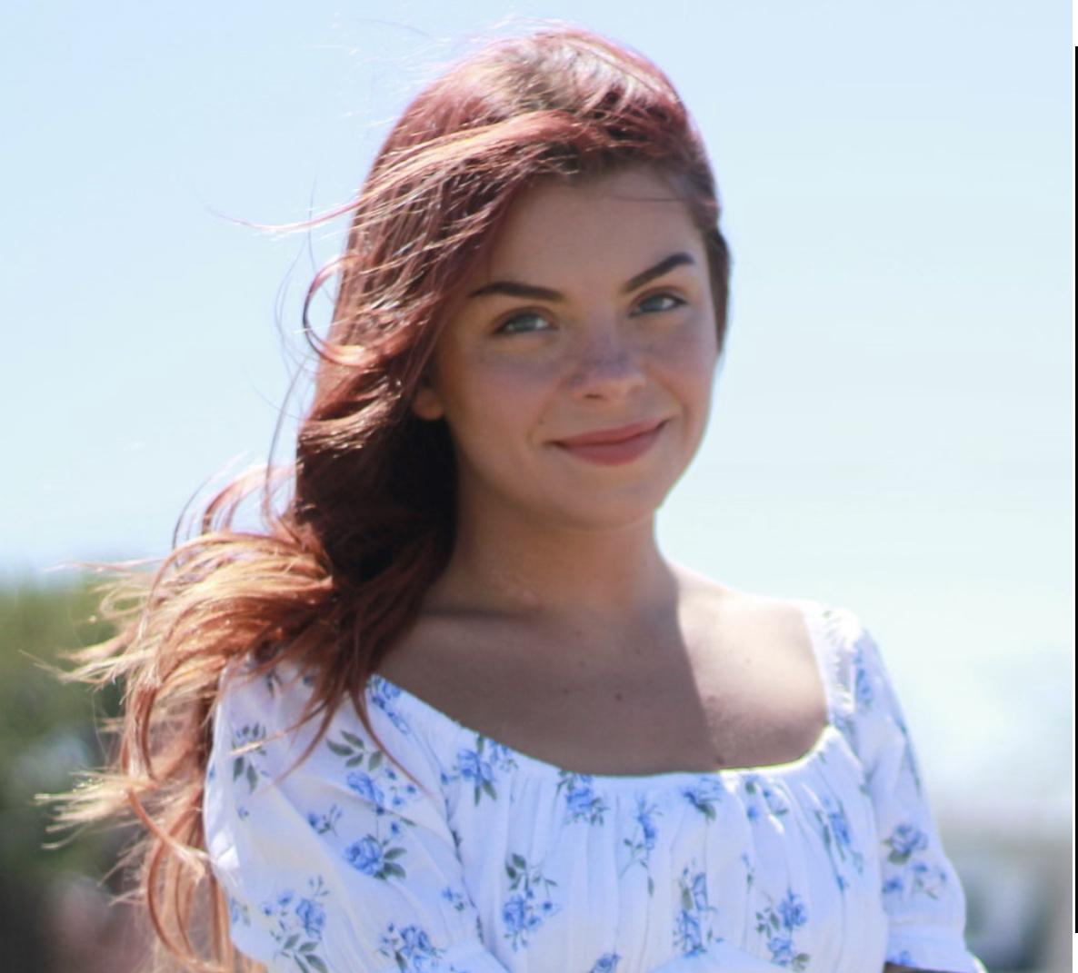 actor Paris Yates large photo