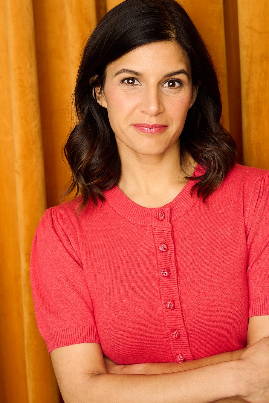 actor Elyse Ahmad large photo