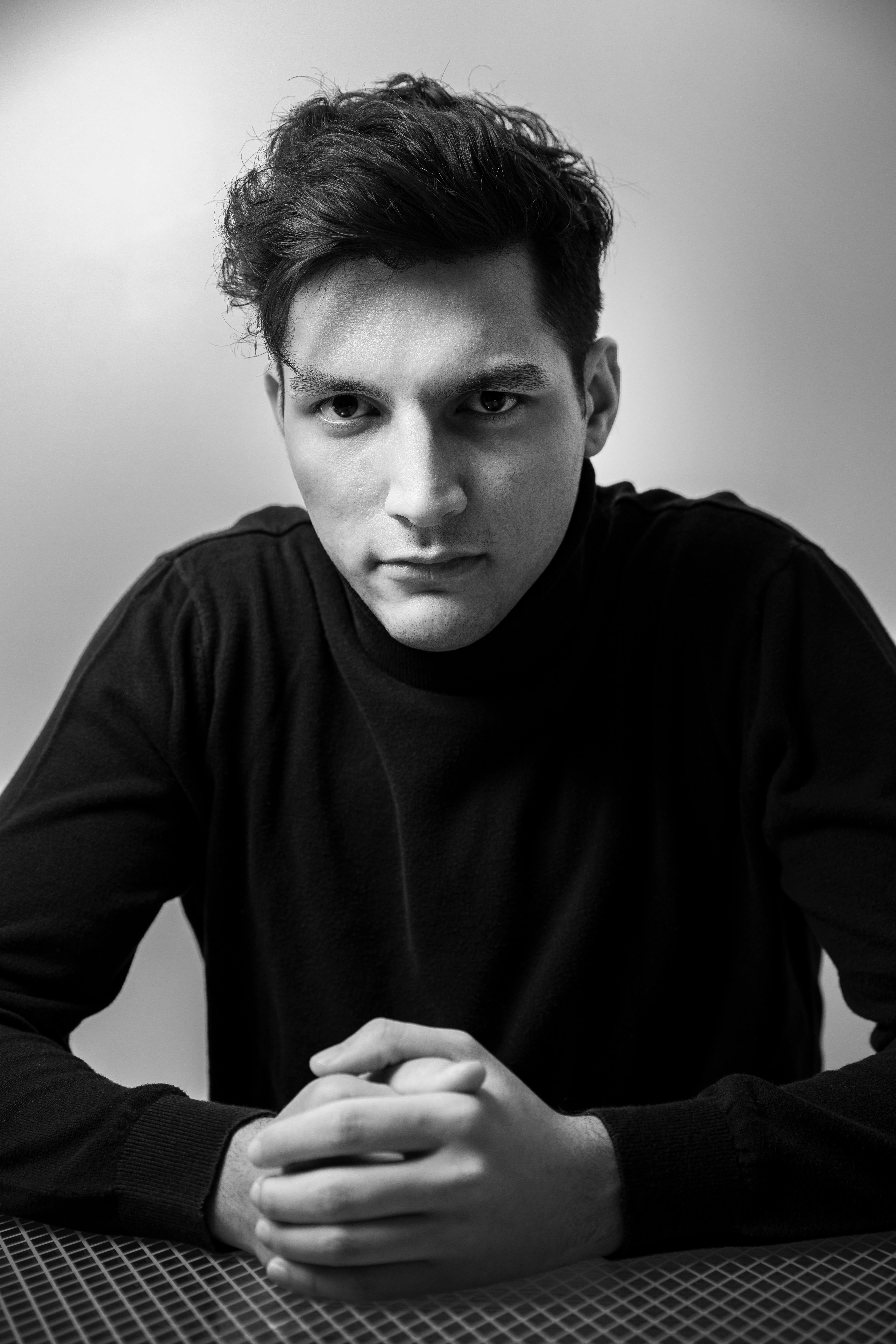 actor Luka Parente large photo