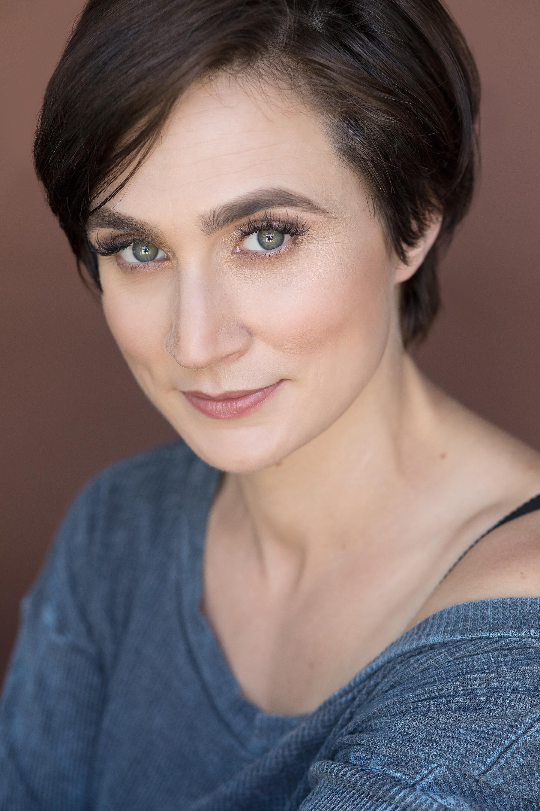 actor Tanya Gorlow large photo