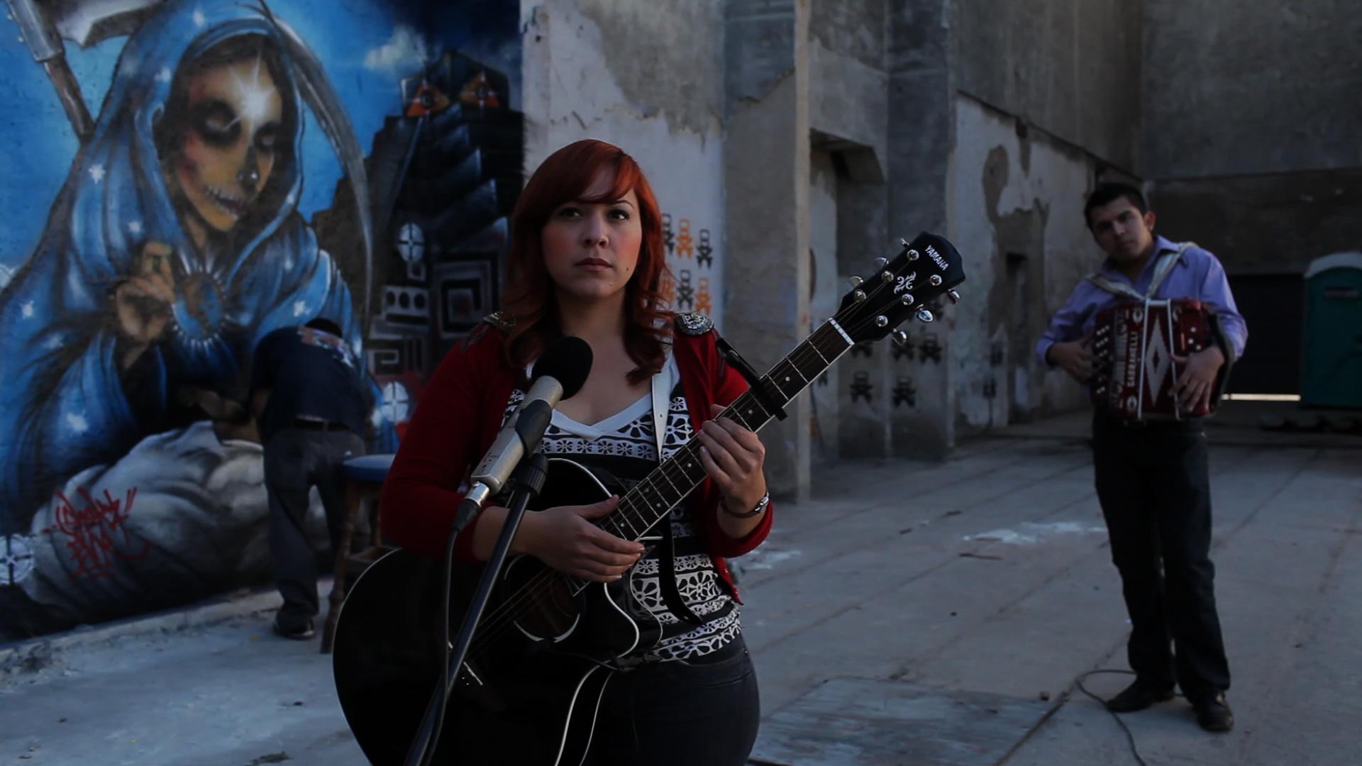 actor Carla Morrison large photo