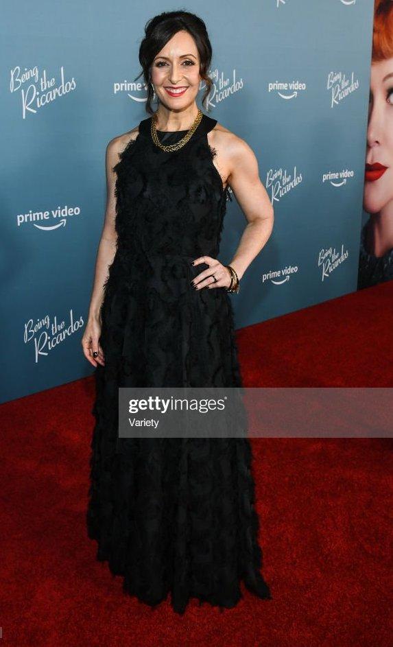 actor Dana Lyn Baron large photo