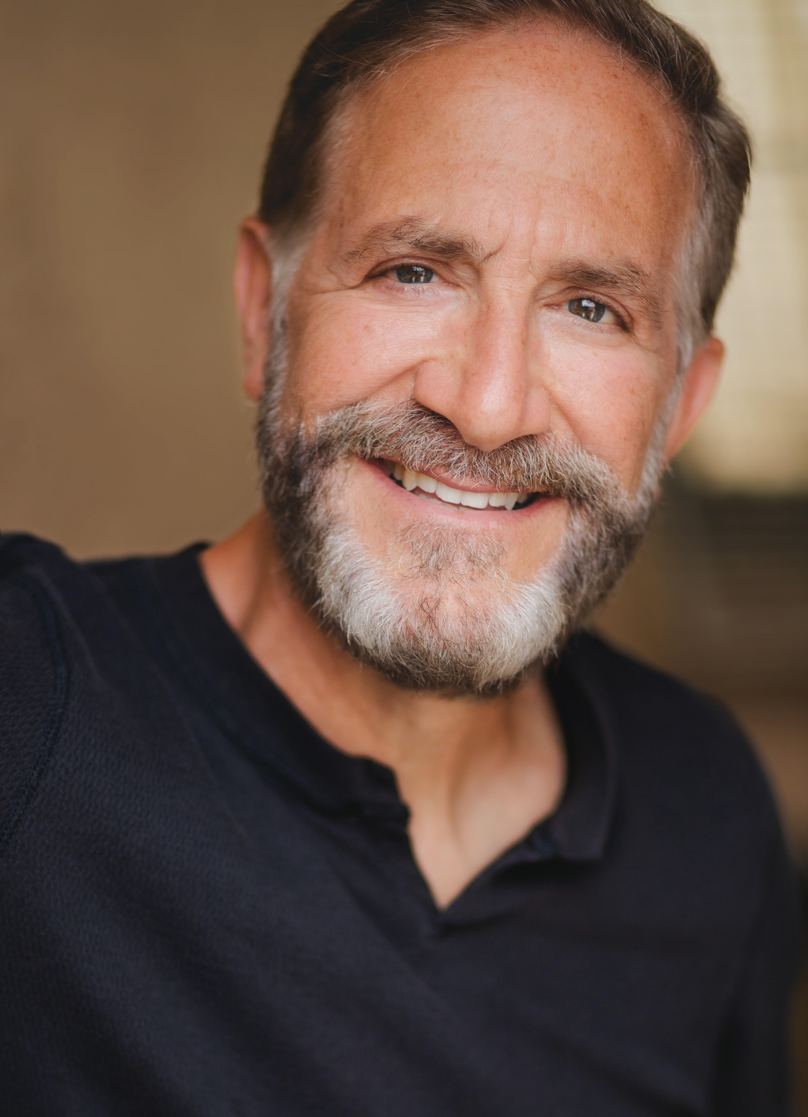 actor Bruce Sabath large photo