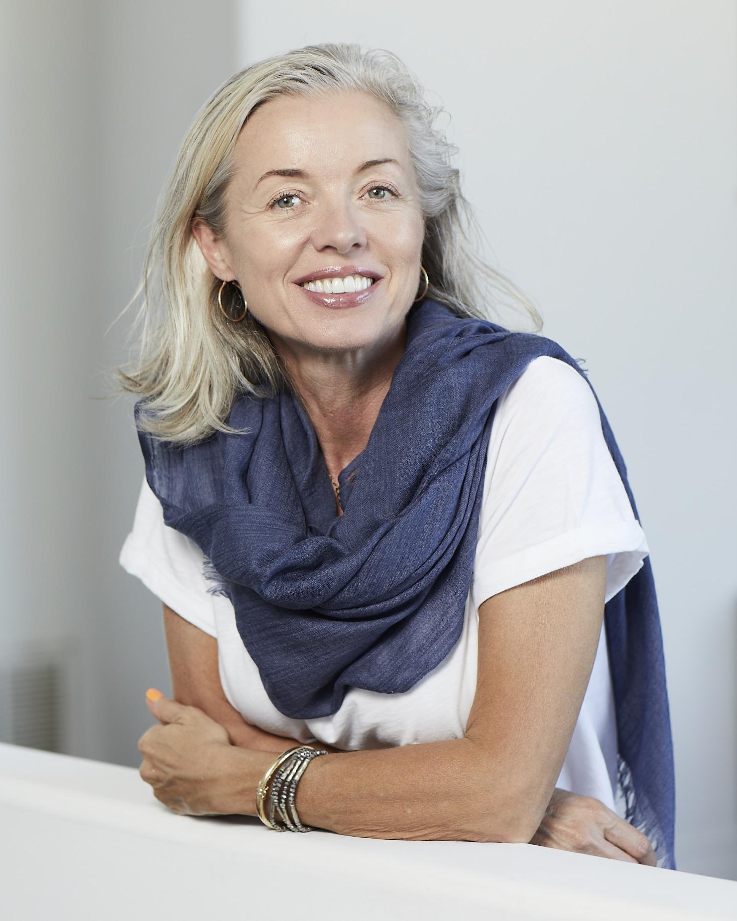 actor Bronwyn Cornelius large photo