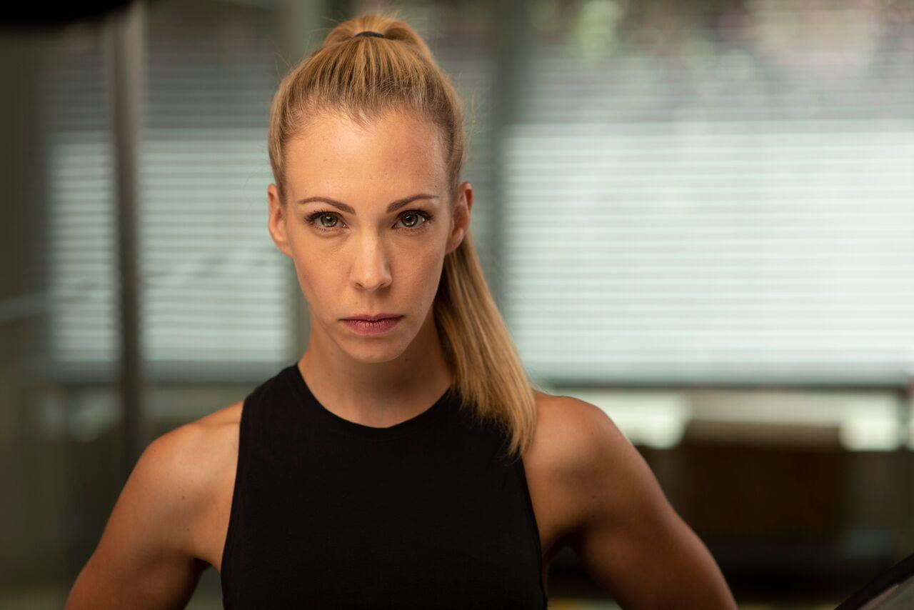 actor Elinor Price large photo