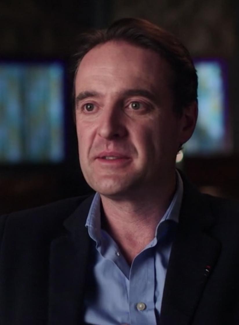 actor Guy Walters large photo