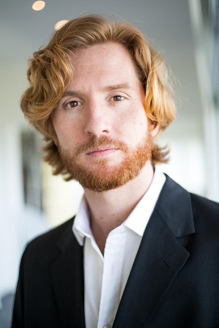 actor Robert Coutts large photo