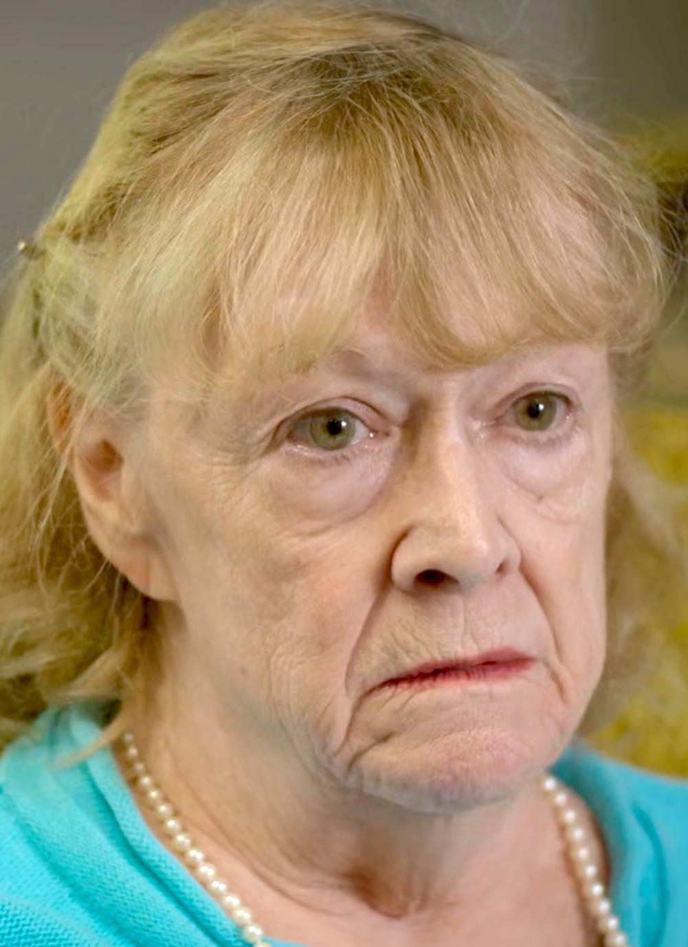 actor Esther Larsson large photo