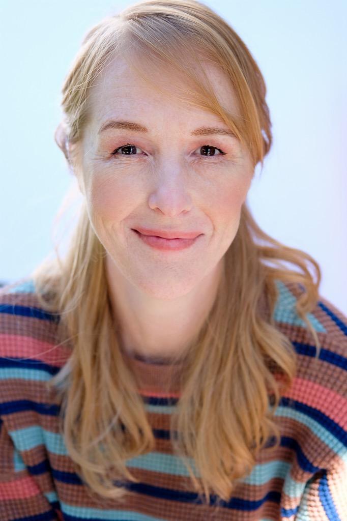 actor Nicole Appleby large photo