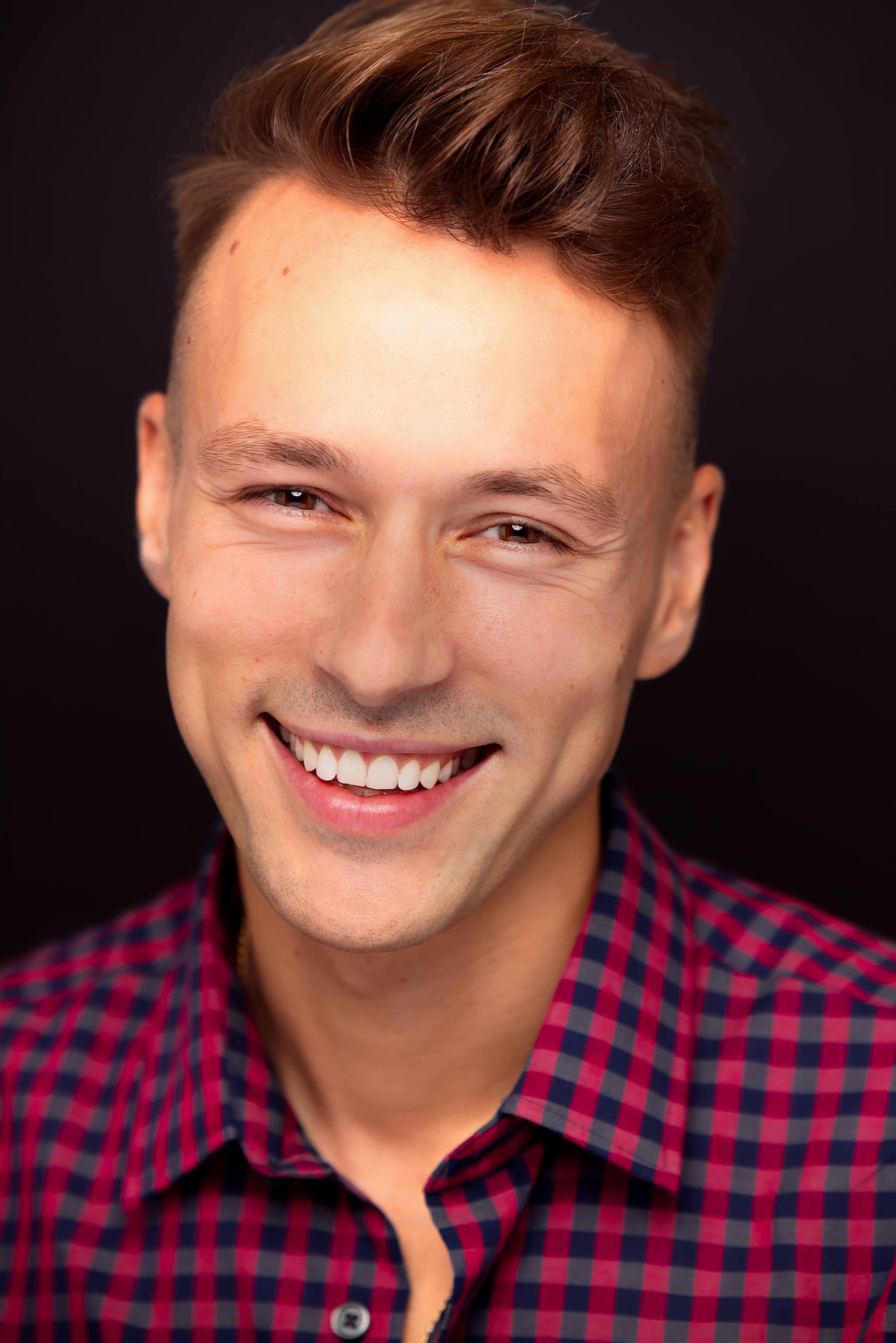 actor Roman Chsherbakov large photo