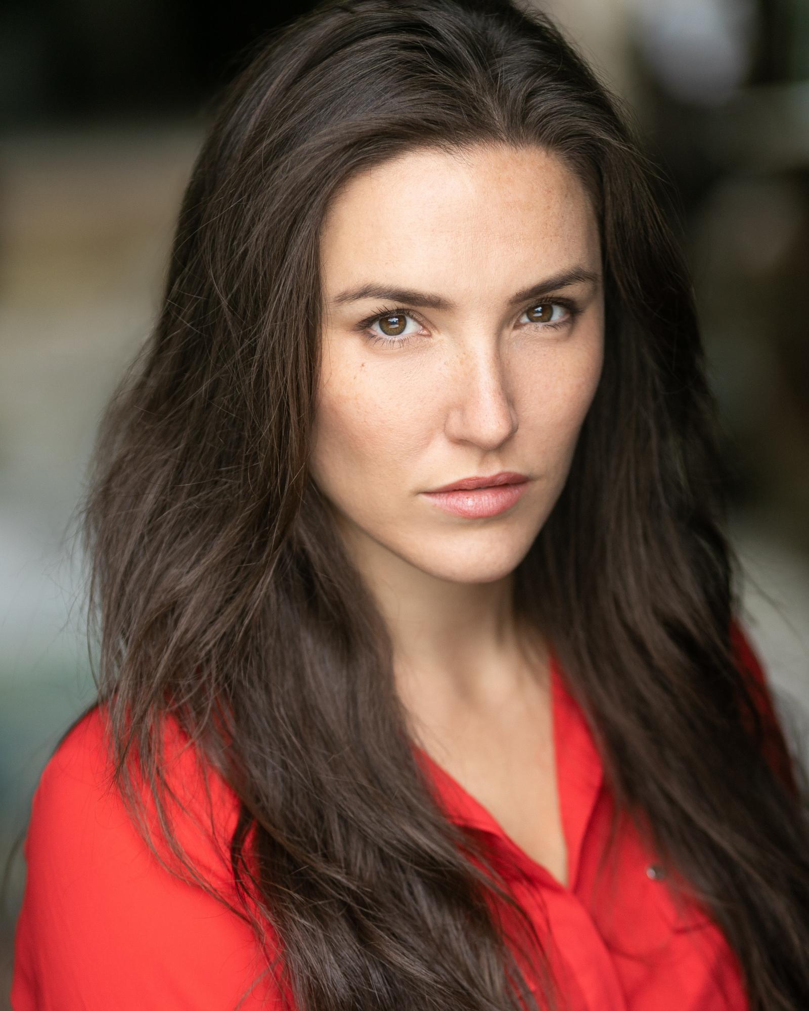 actor Victoria Ledwidge large photo