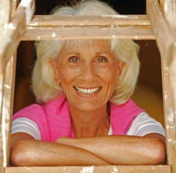 actor Ruth Barrie large photo