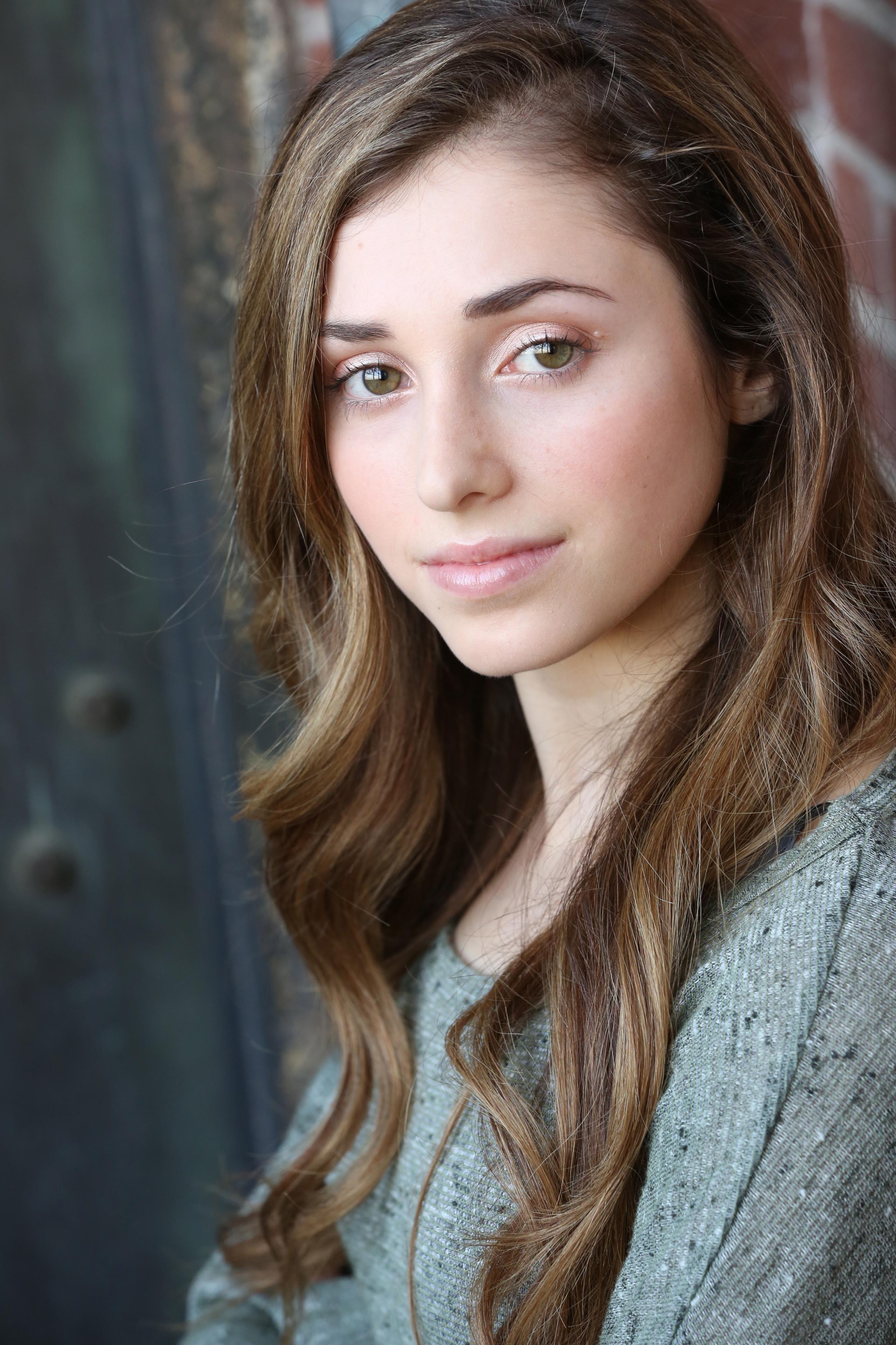 actor Eden Shea Beck large photo