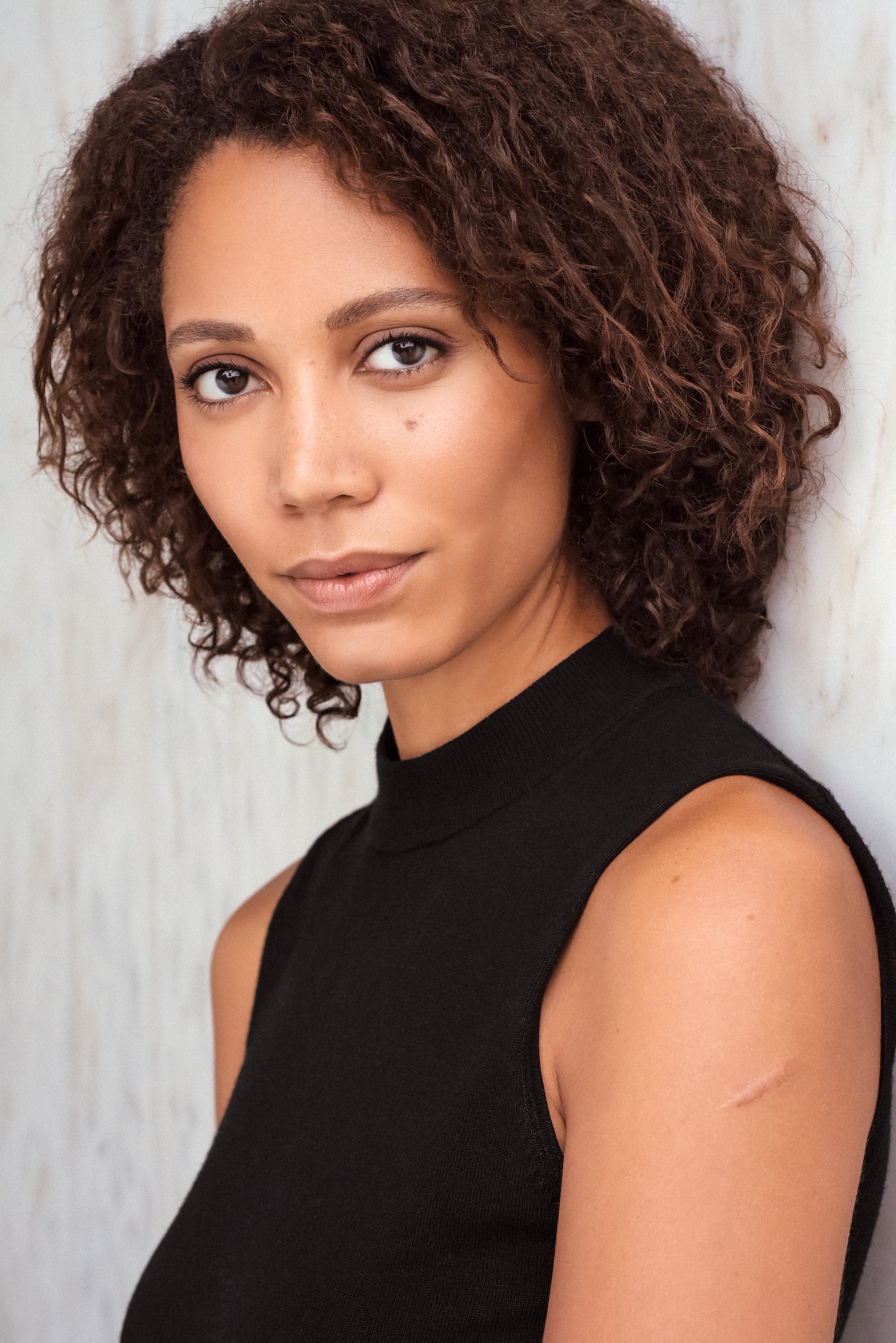 actor Rryla McIntosh large photo