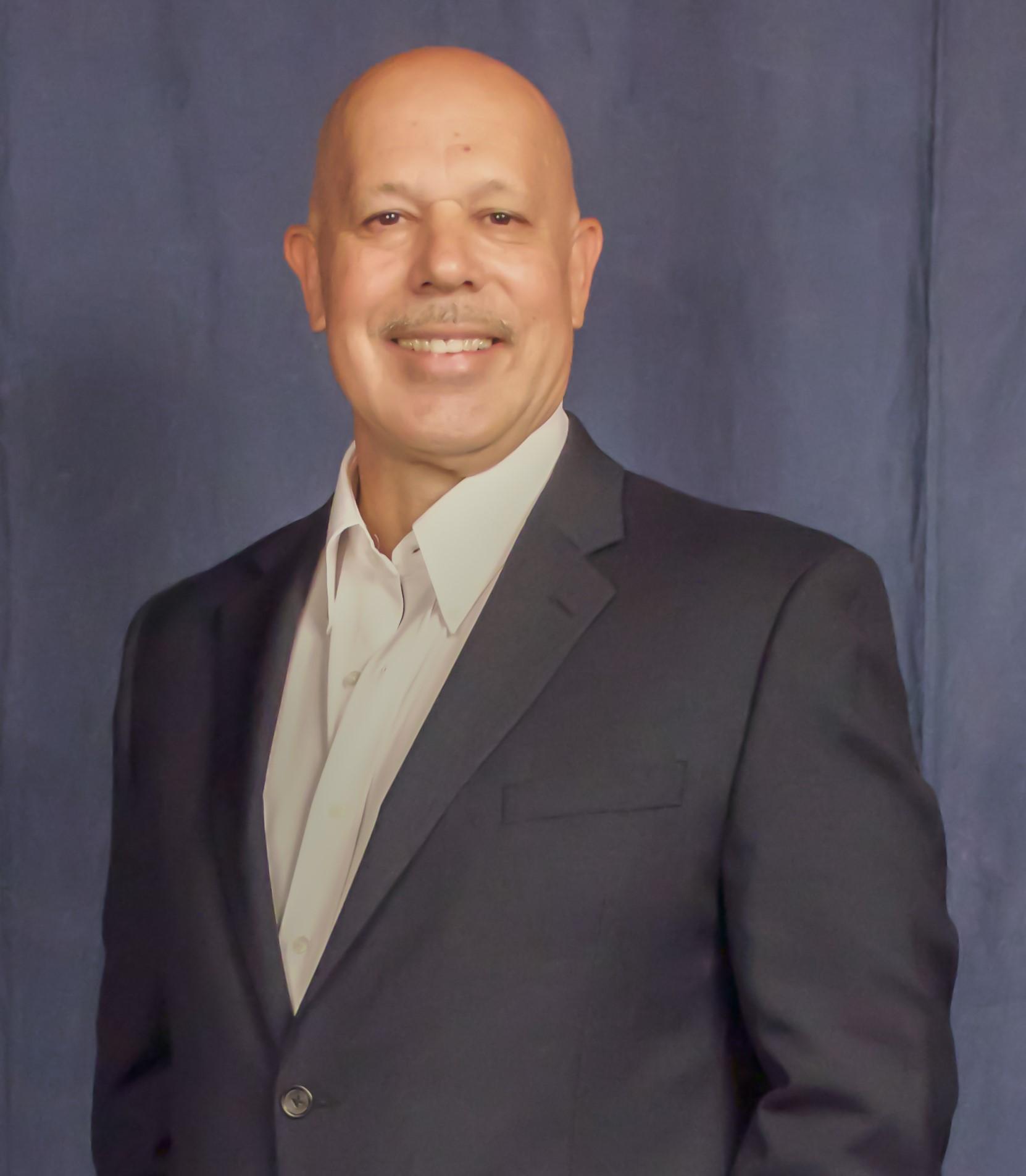 actor Michael Domino large photo