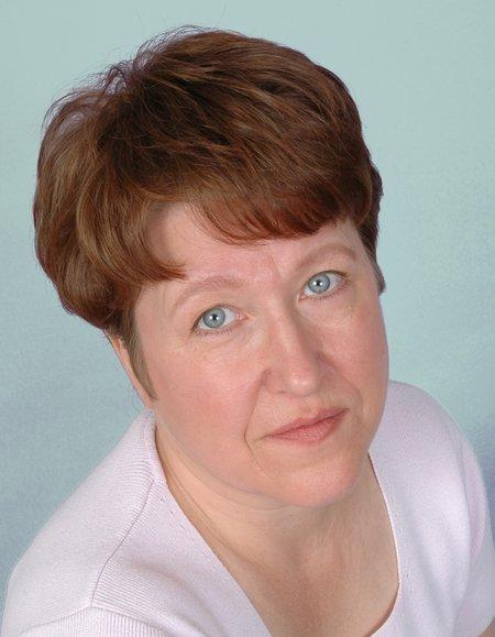 actor Neva Howell large photo