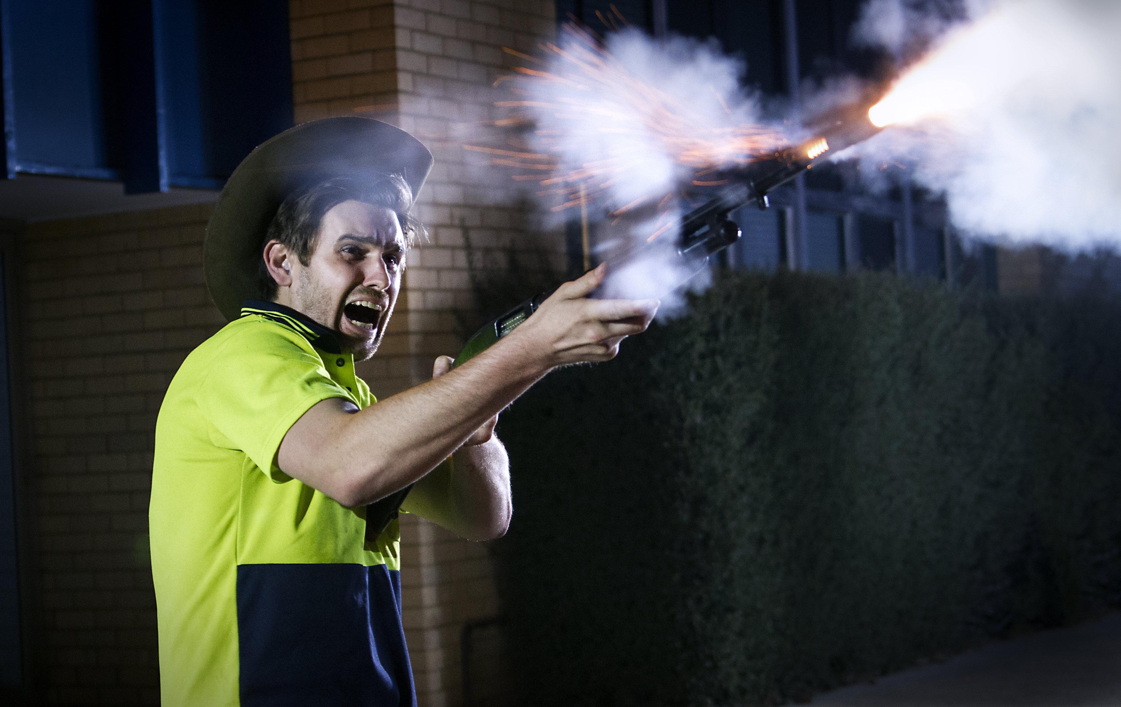 actor Alex Williamson large photo