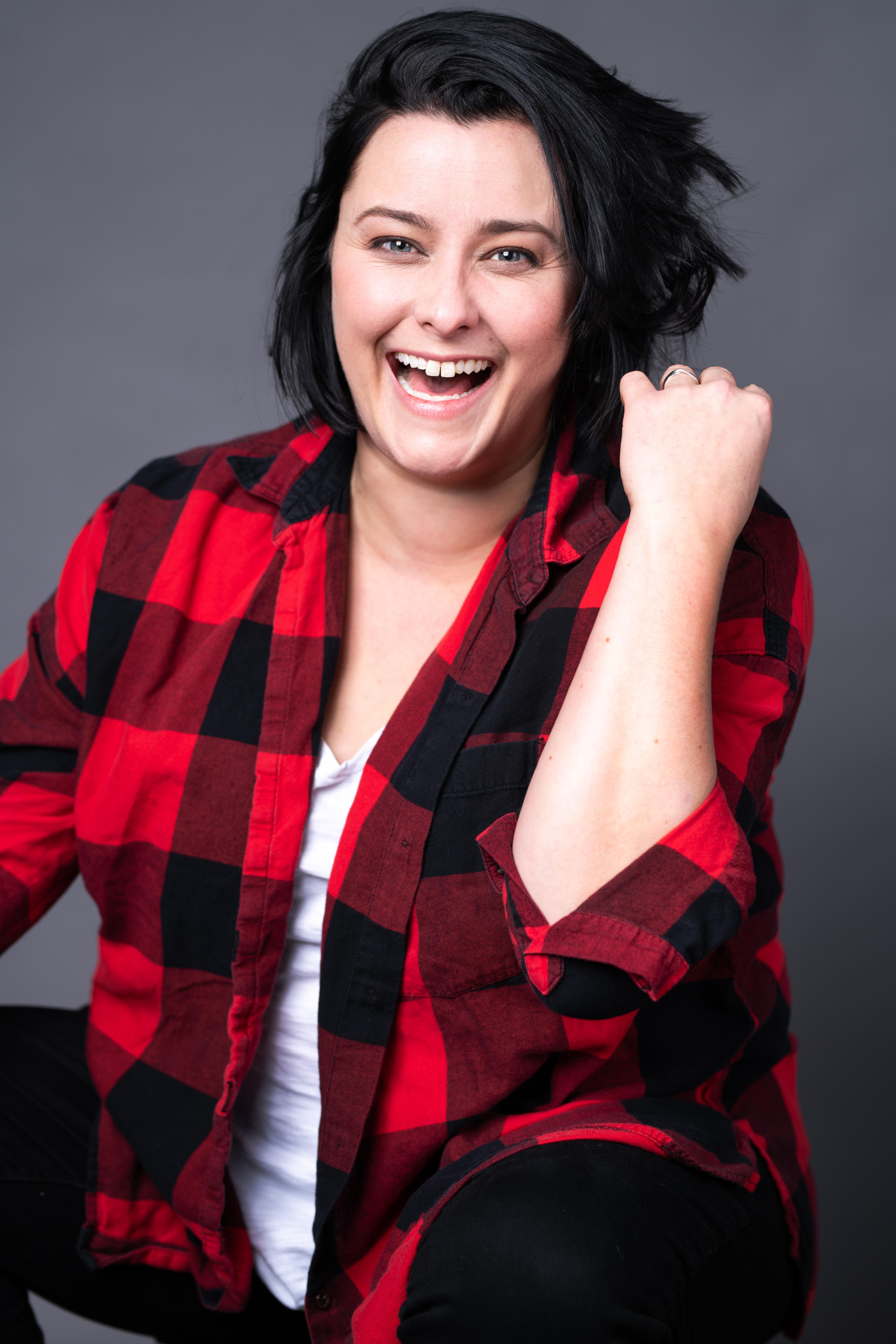 actor Ashley Comeau large photo