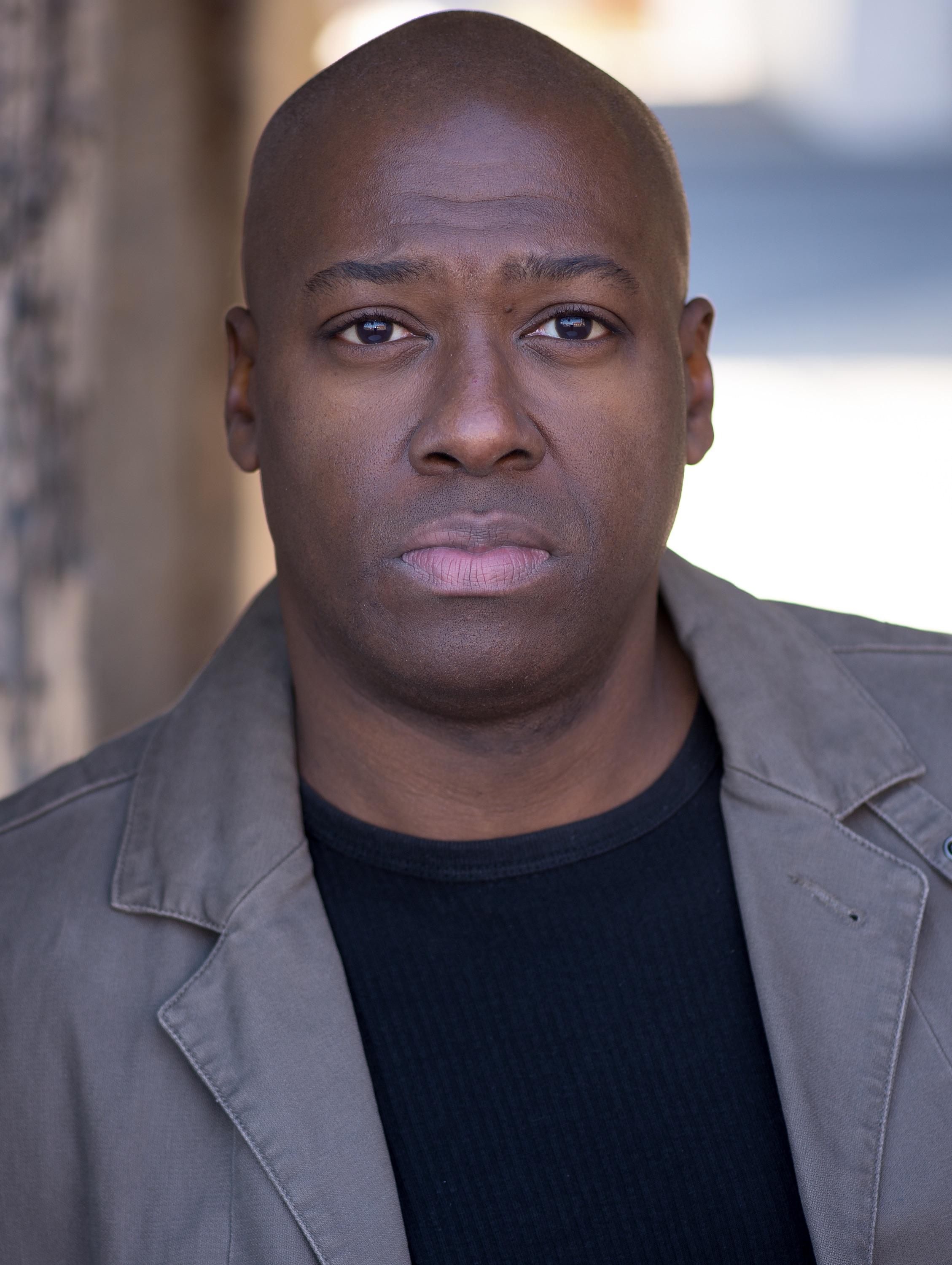 actor Dave Campbell large photo