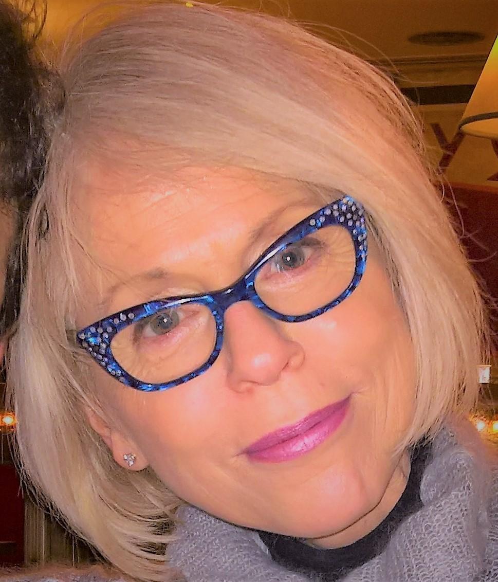 actor Kathryn Beckwith large photo