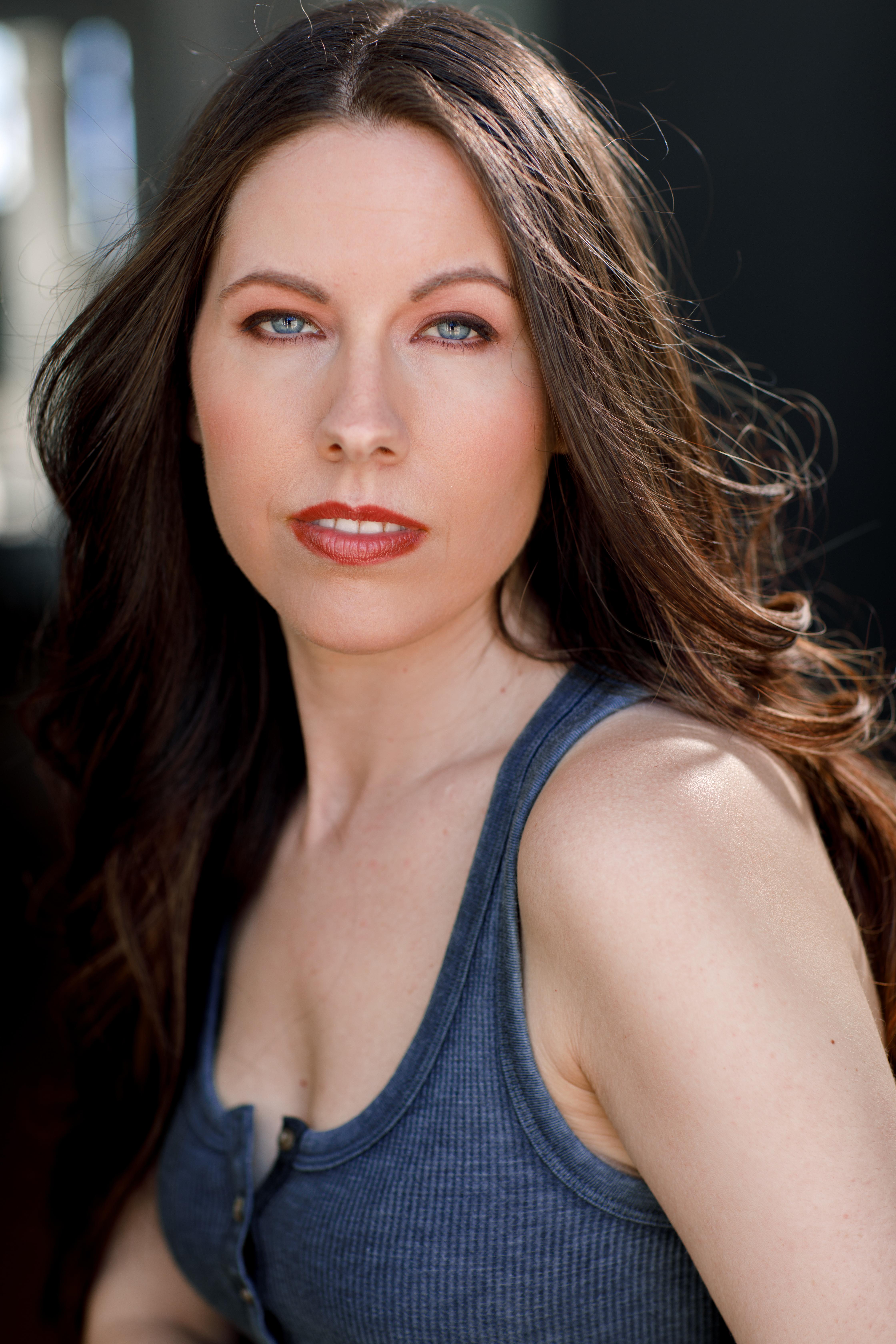 actor Jenni Wilson large photo