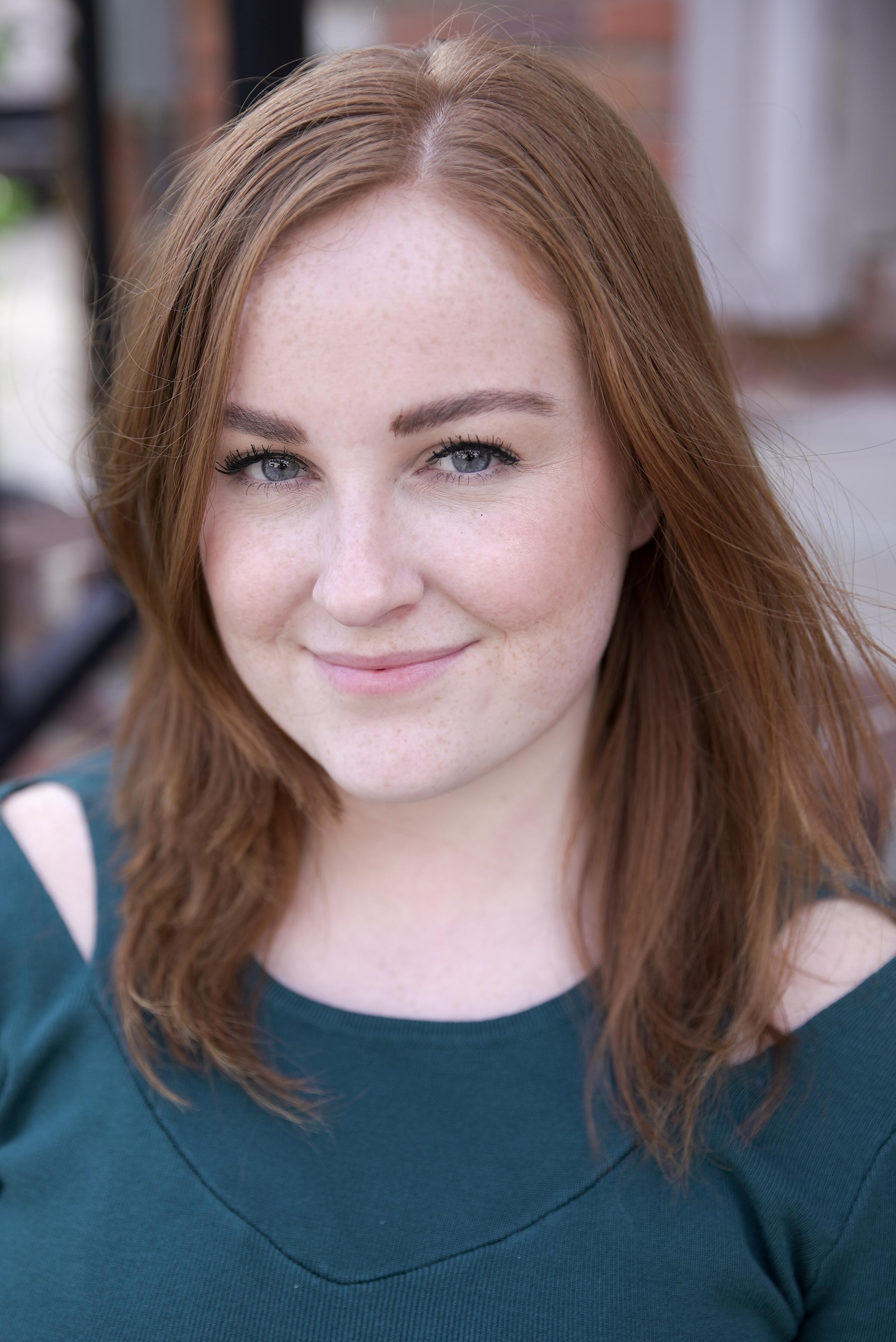 actor Allie Dest large photo