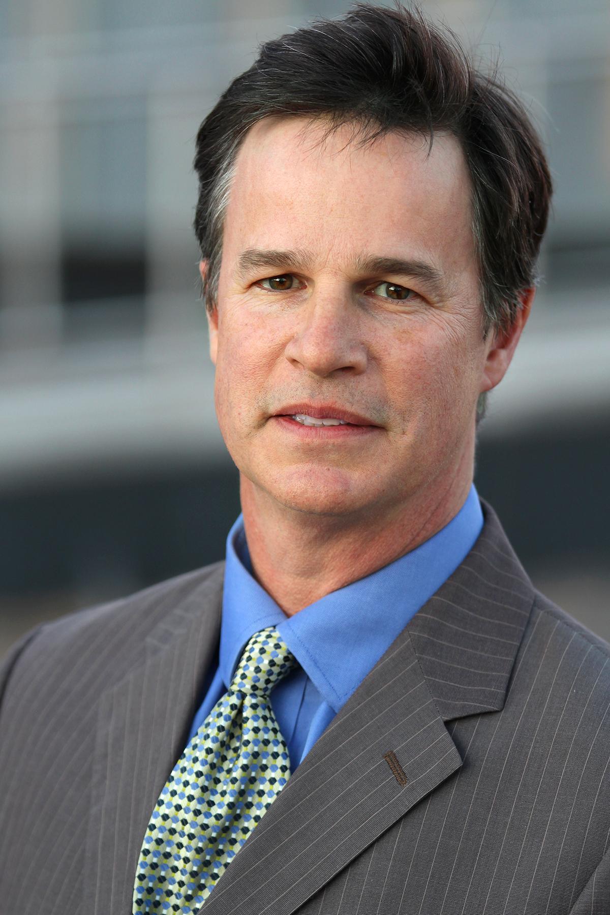 actor Hank Rogerson large photo