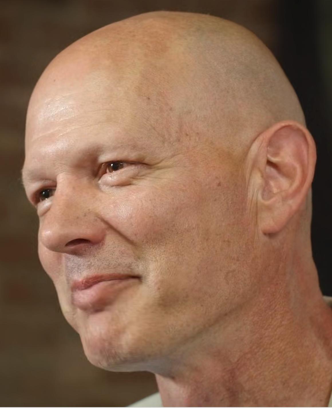 actor Jim DeSaye large photo