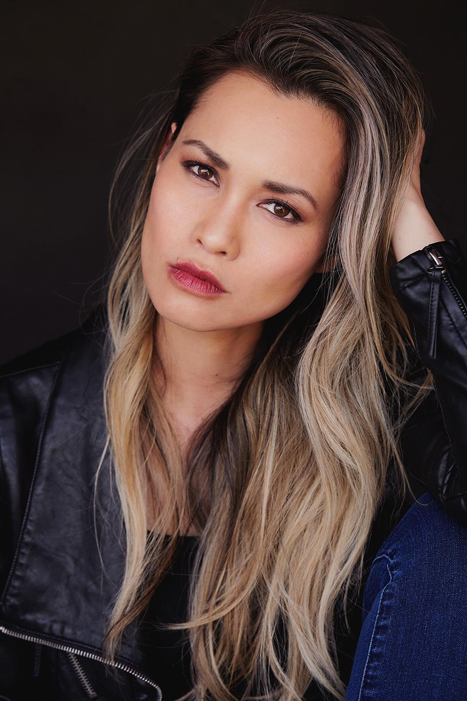 actor Mai Linh large photo