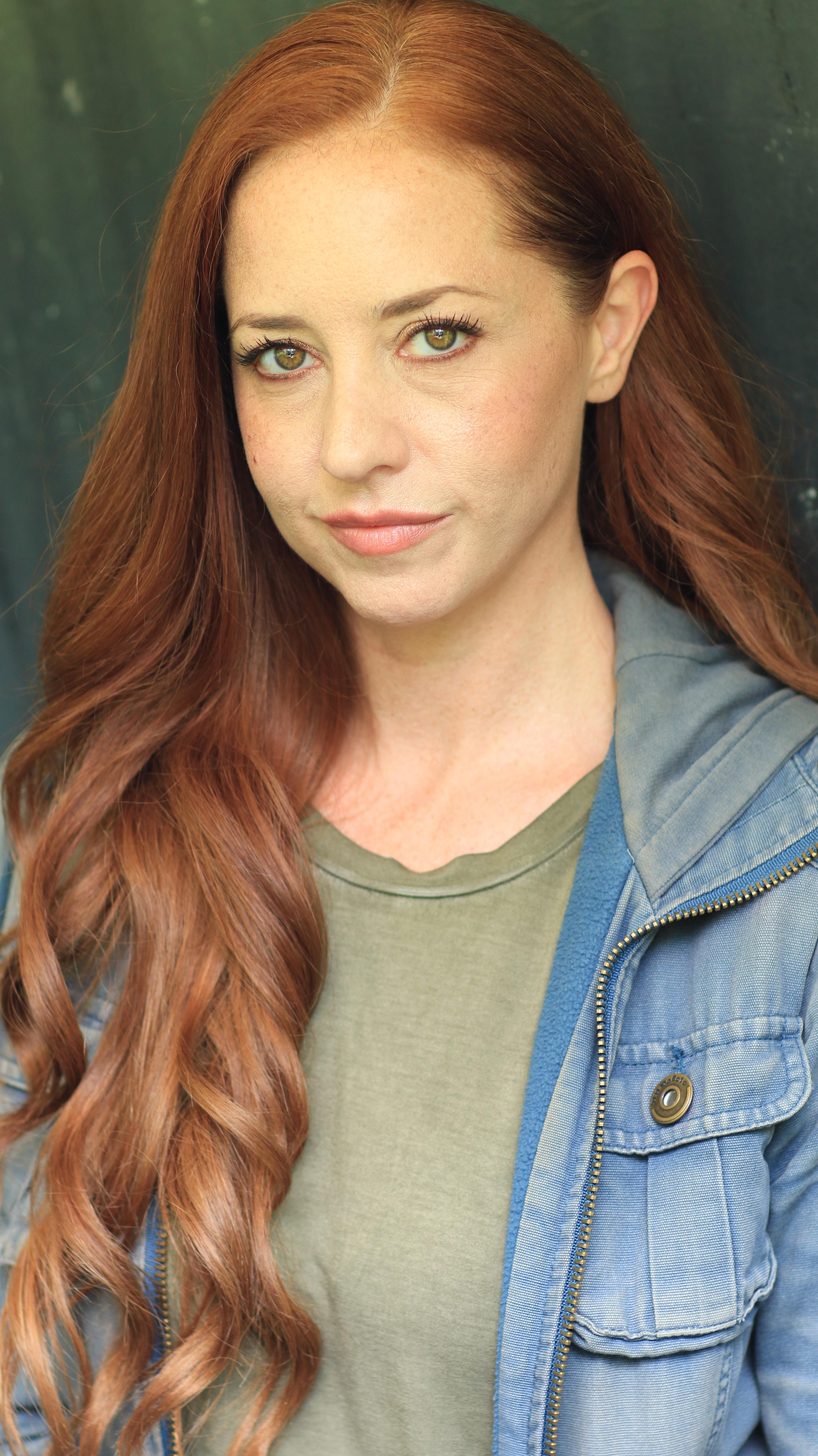 actor Tris Marie large photo