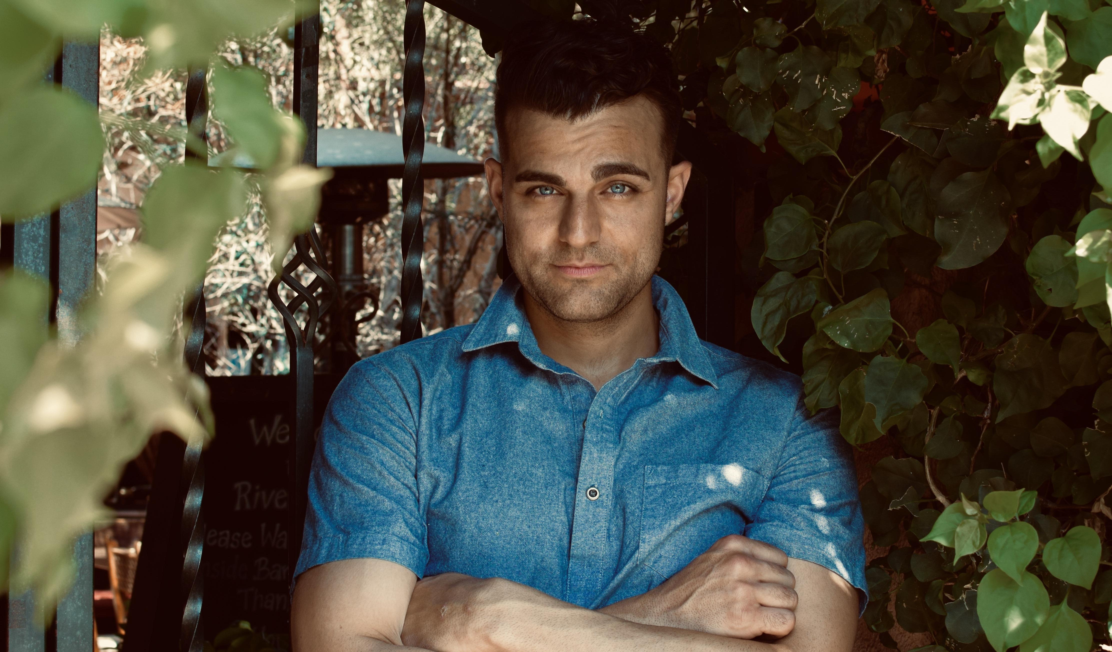 actor Aidan Bristow large photo