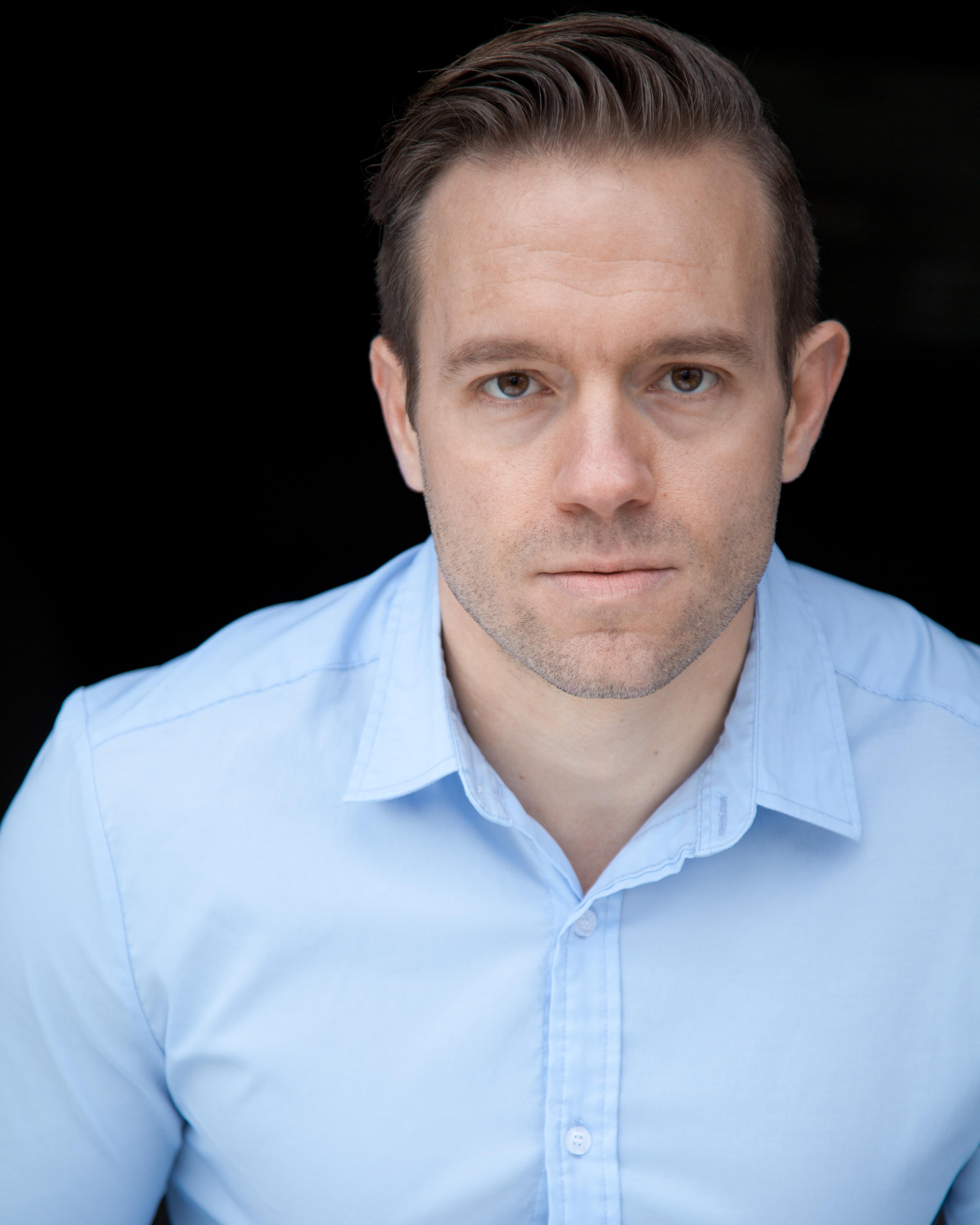 actor Morgen Johnson large photo