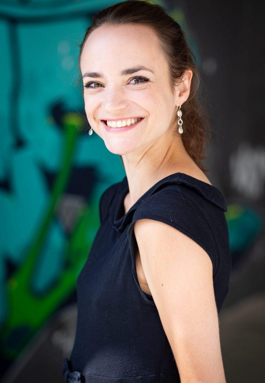 actor Lilly Gropper large photo