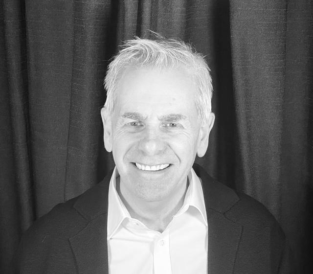 actor Malcolm Winter large photo