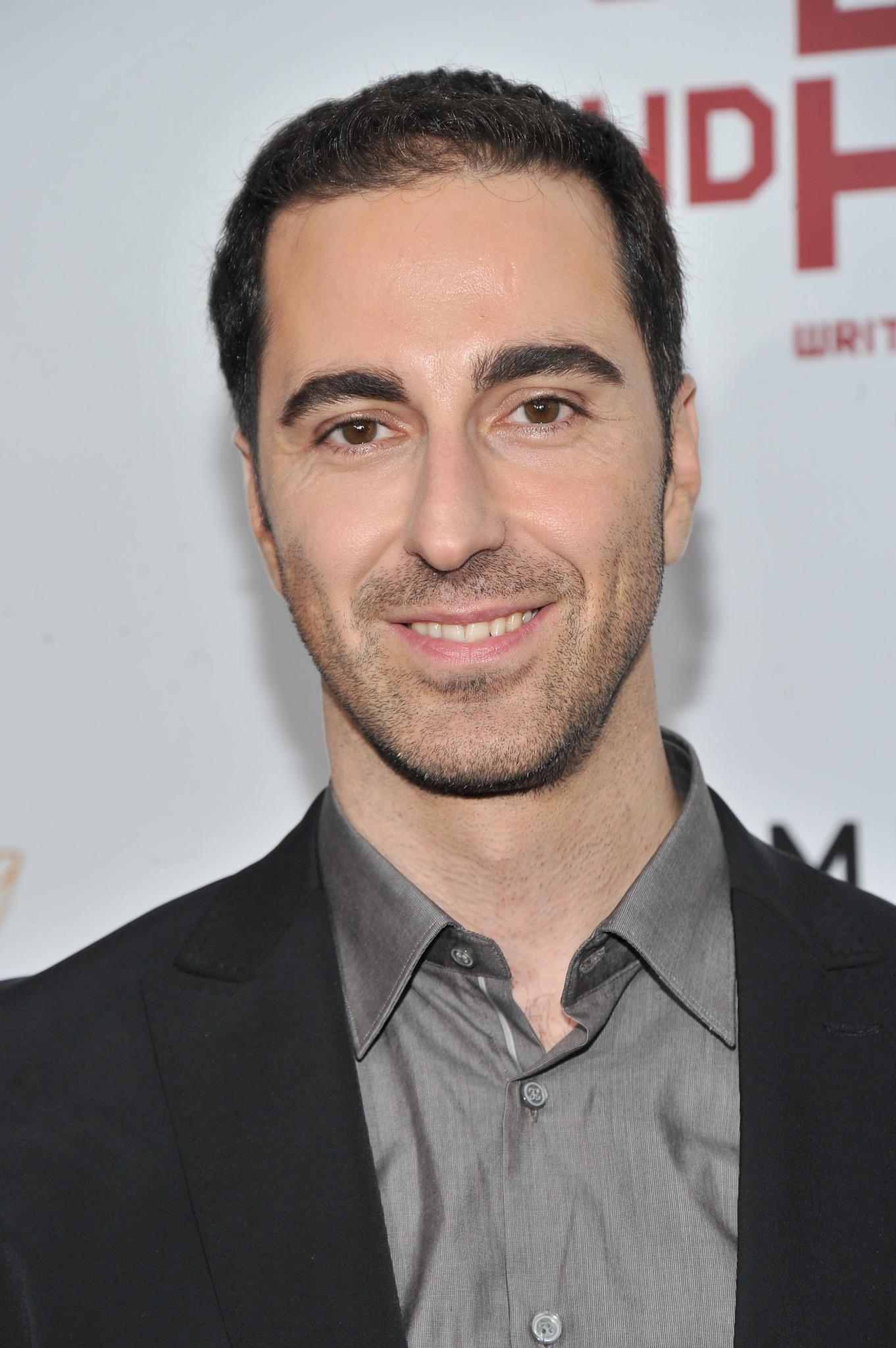 actor Ermin Bravo large photo