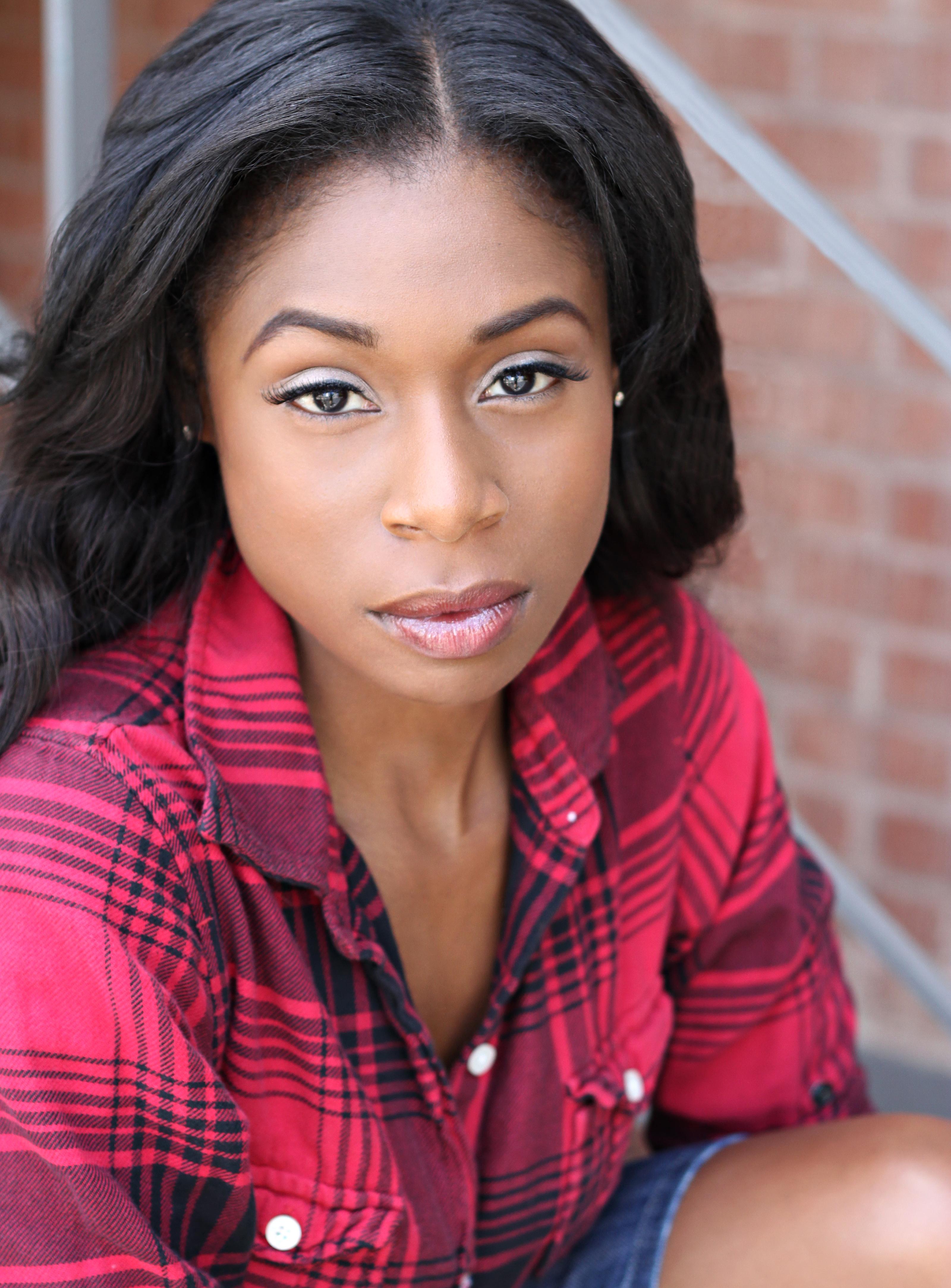 actor Blair Sharné large photo