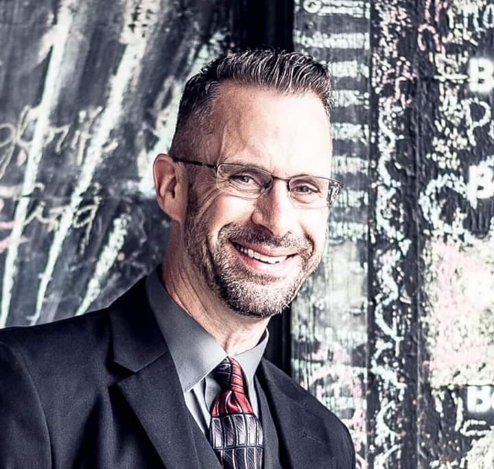 actor Bruce Cooper large photo