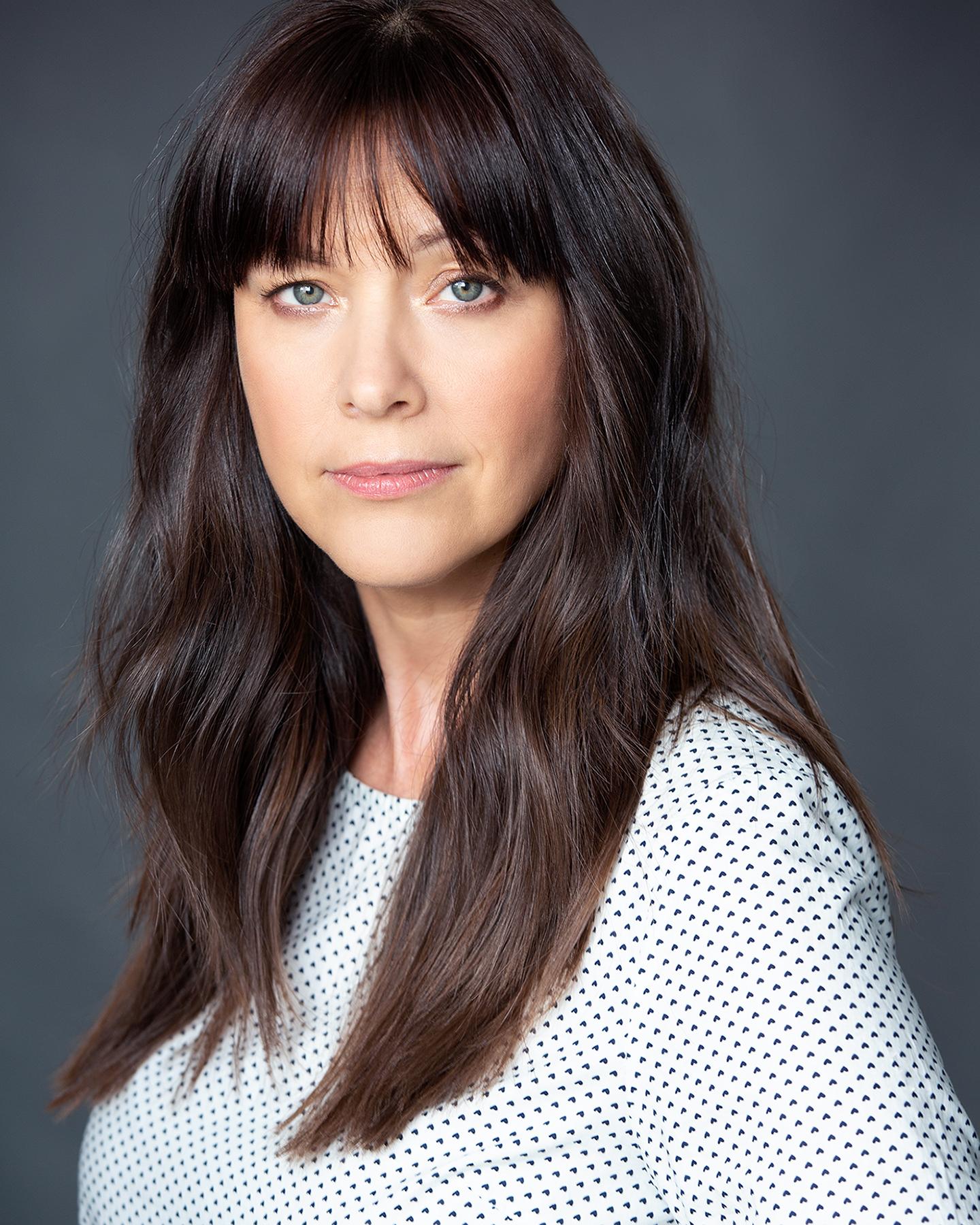 actor Jodie Dowdall large photo