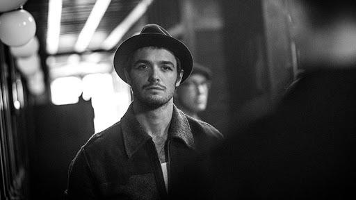 actor Aaron Dean Eisenberg large photo