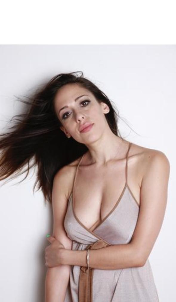 actor Aesha Waks large photo