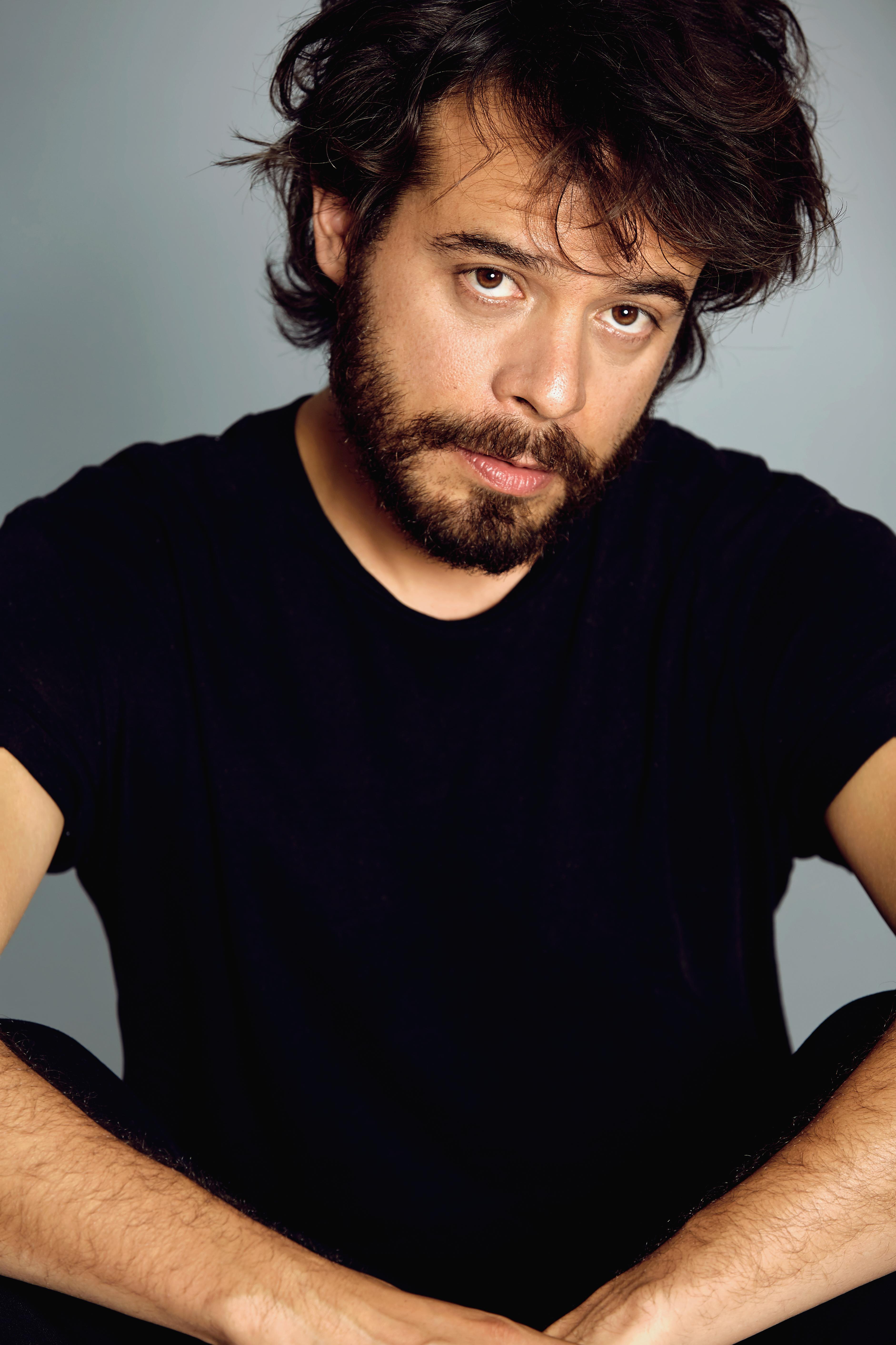 actor Leonardo Ortizgris large photo