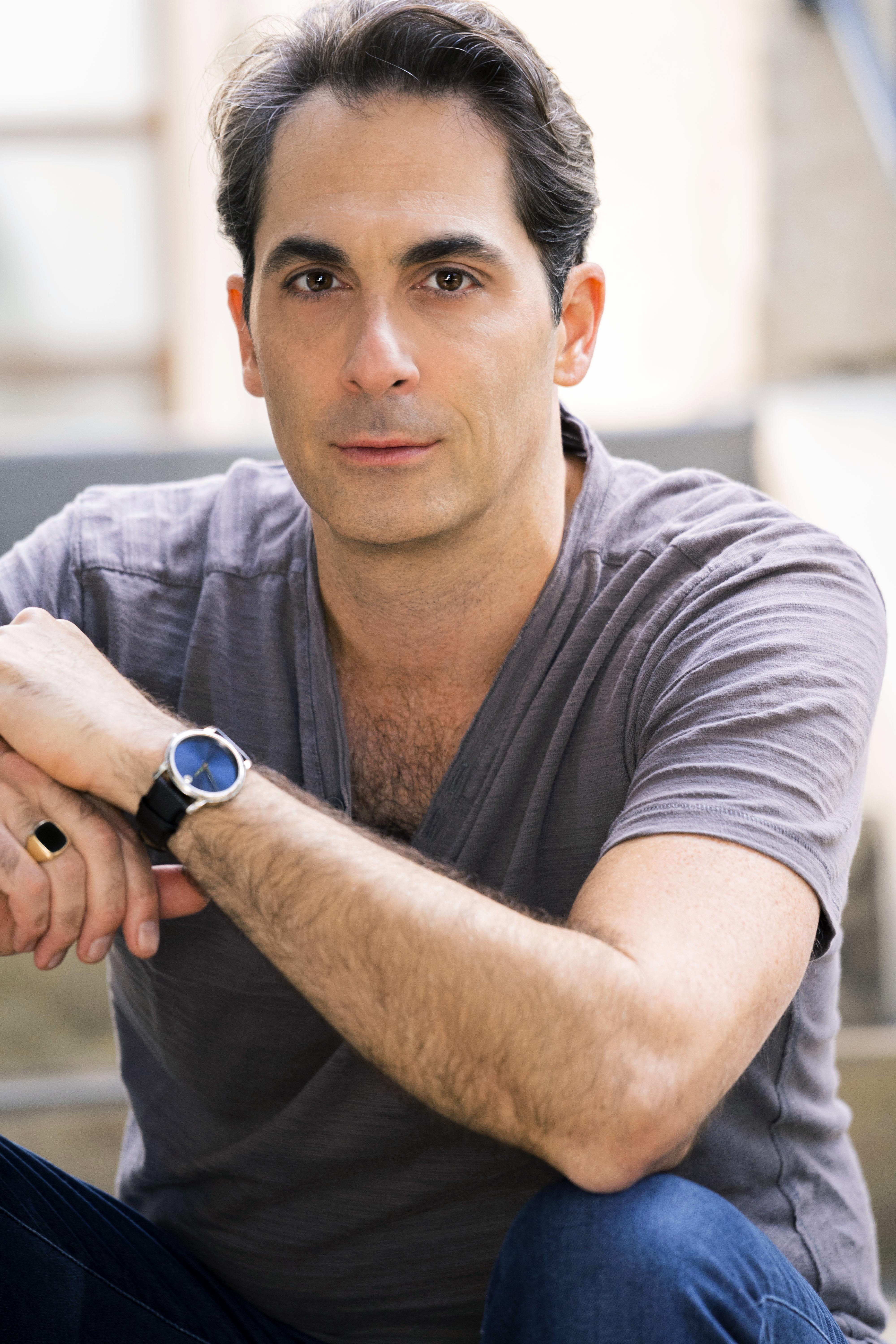 actor Jay Bingham large photo