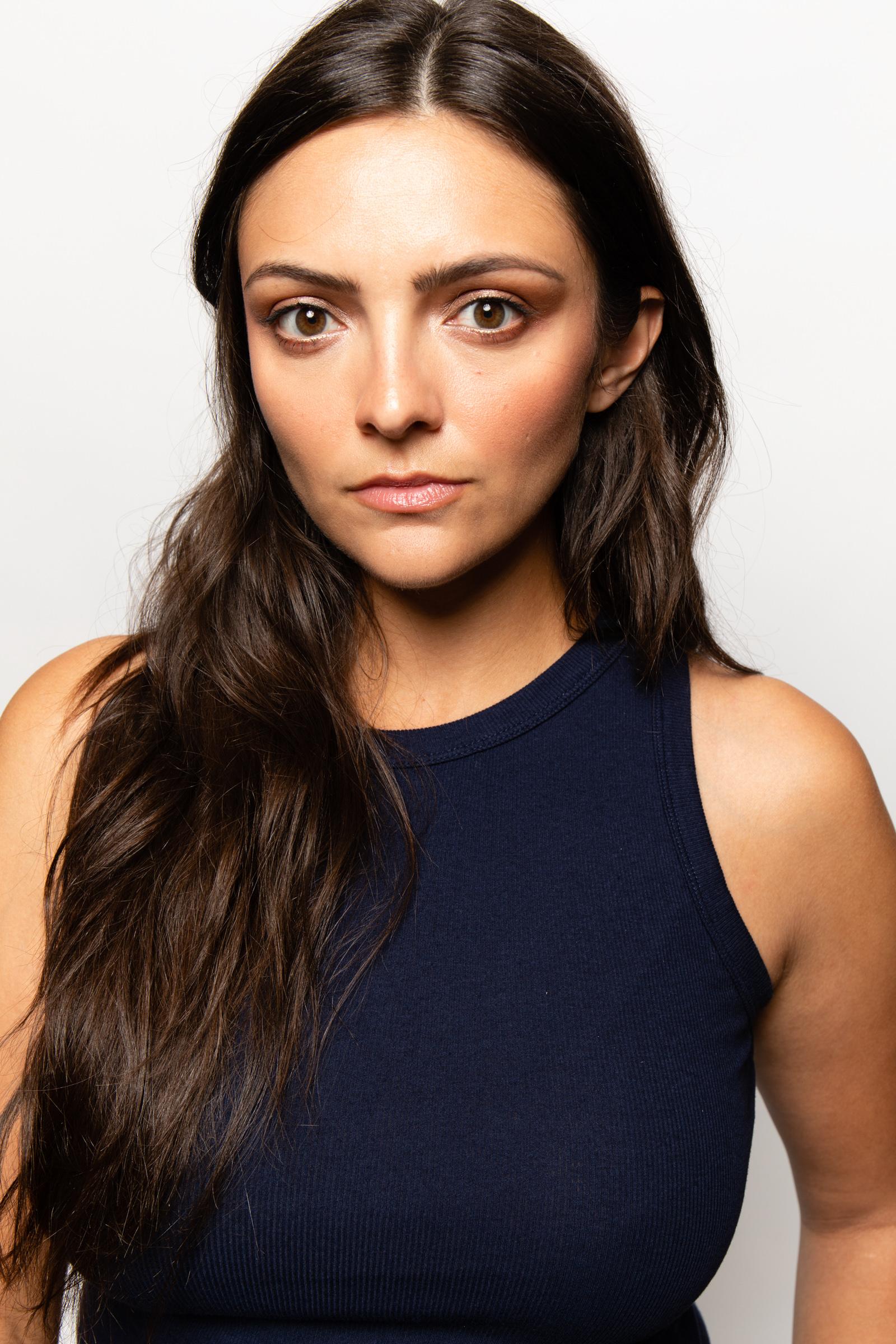 actor Larissa Schmitz large photo