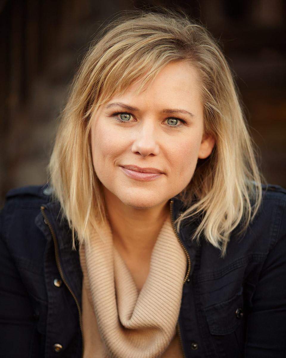 actor Tiffany Cole large photo