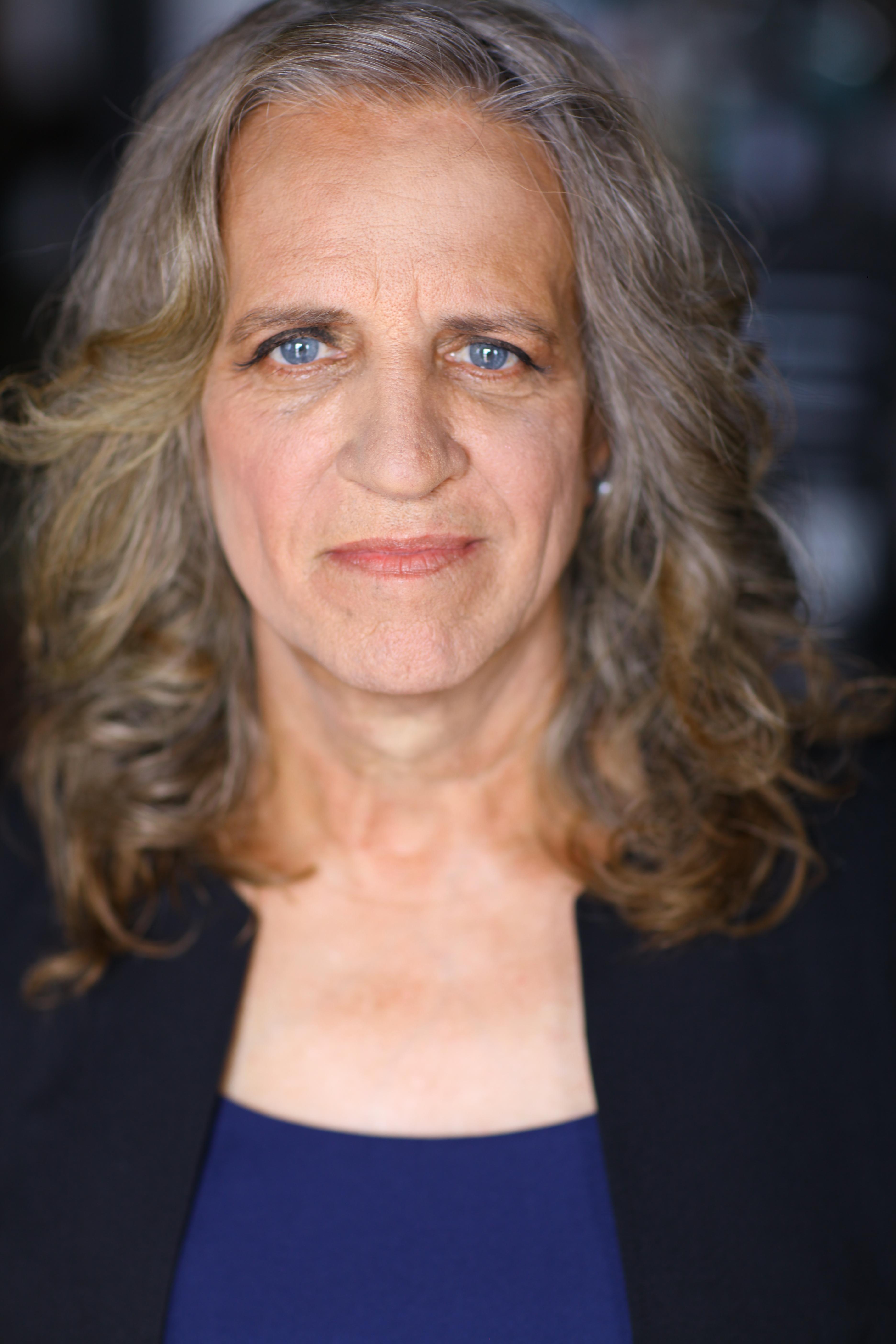 actor Sophie Marie White large photo