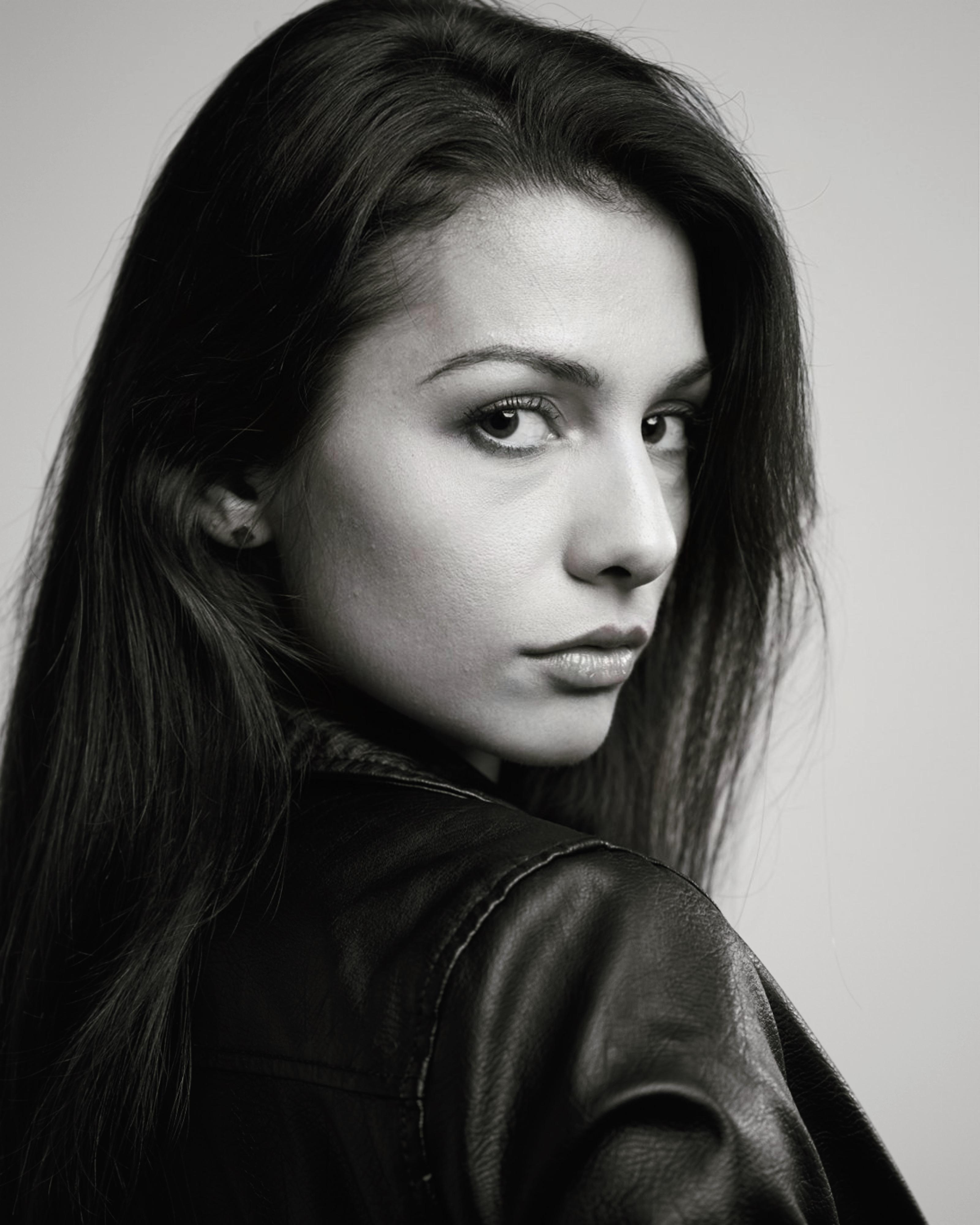 actor Gabriela Kostadinova large photo