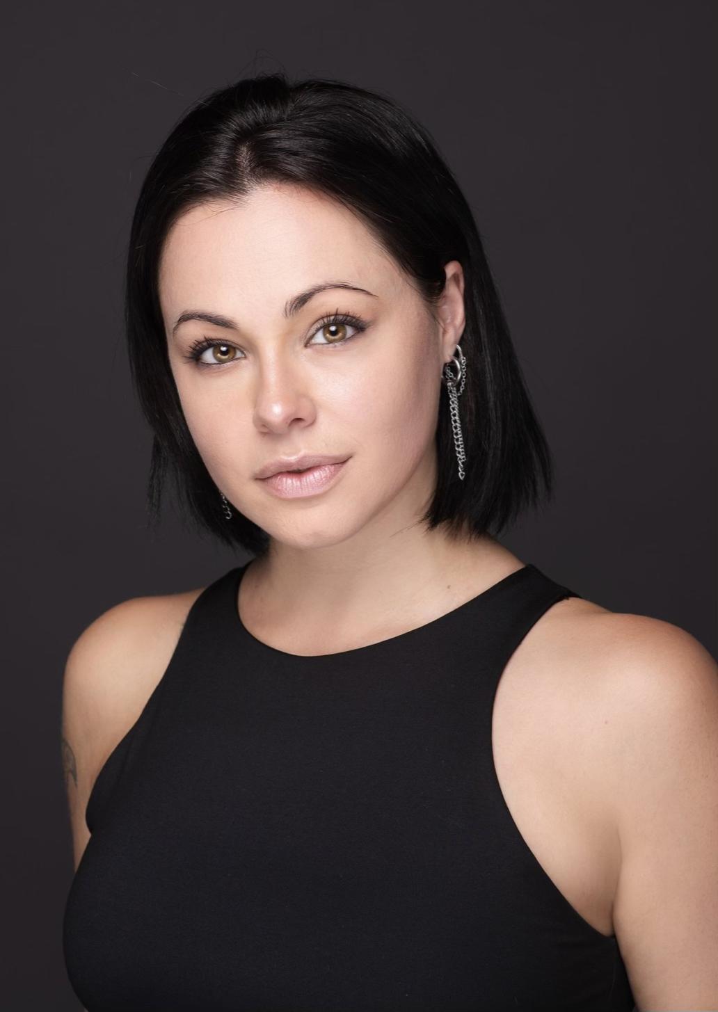 actor Brigette Davidovici-Dean large photo