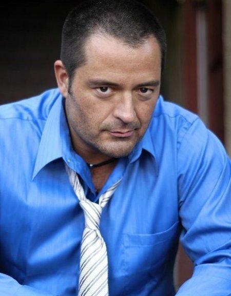 actor Alex Demir large photo