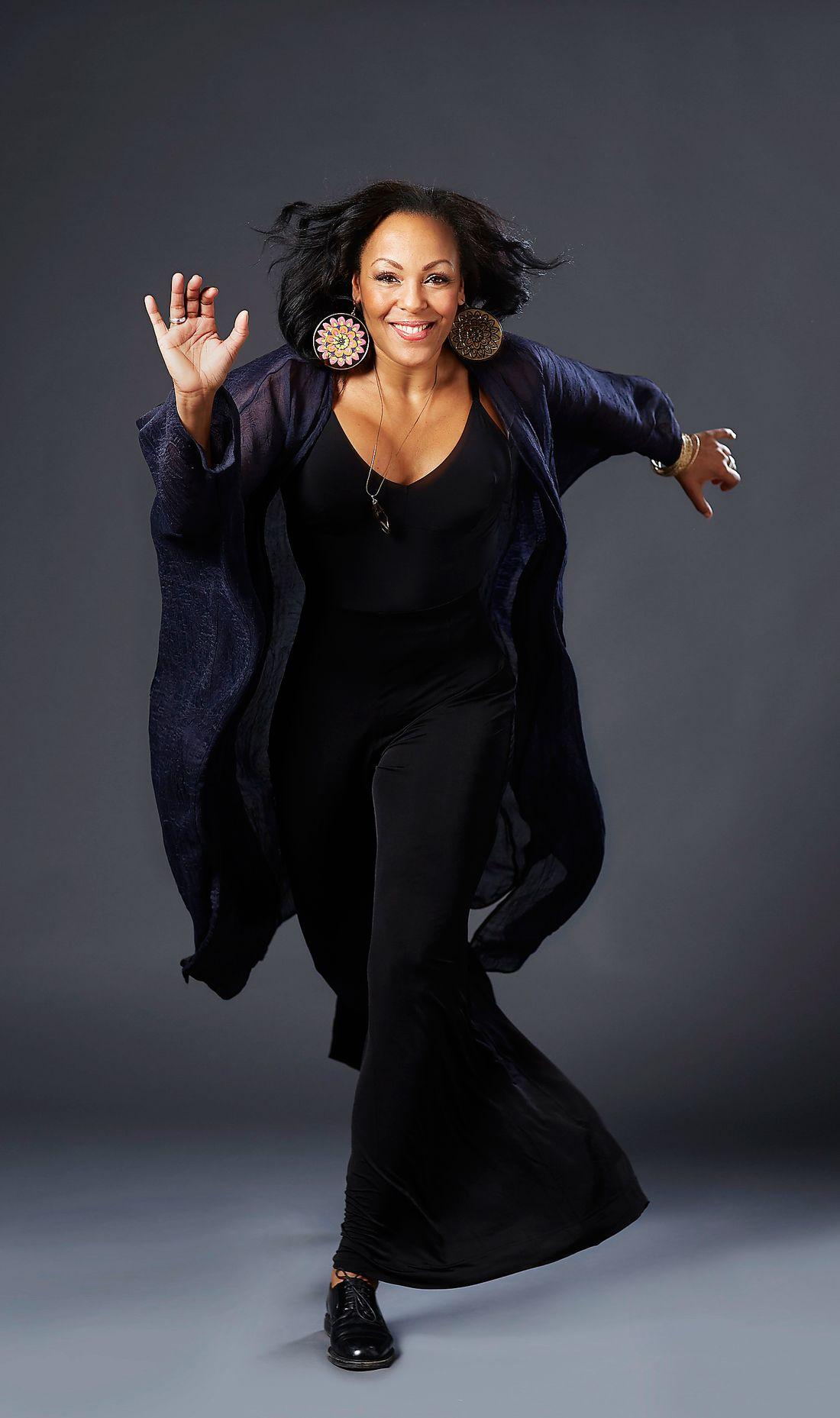 actor Kayo Shekoni large photo